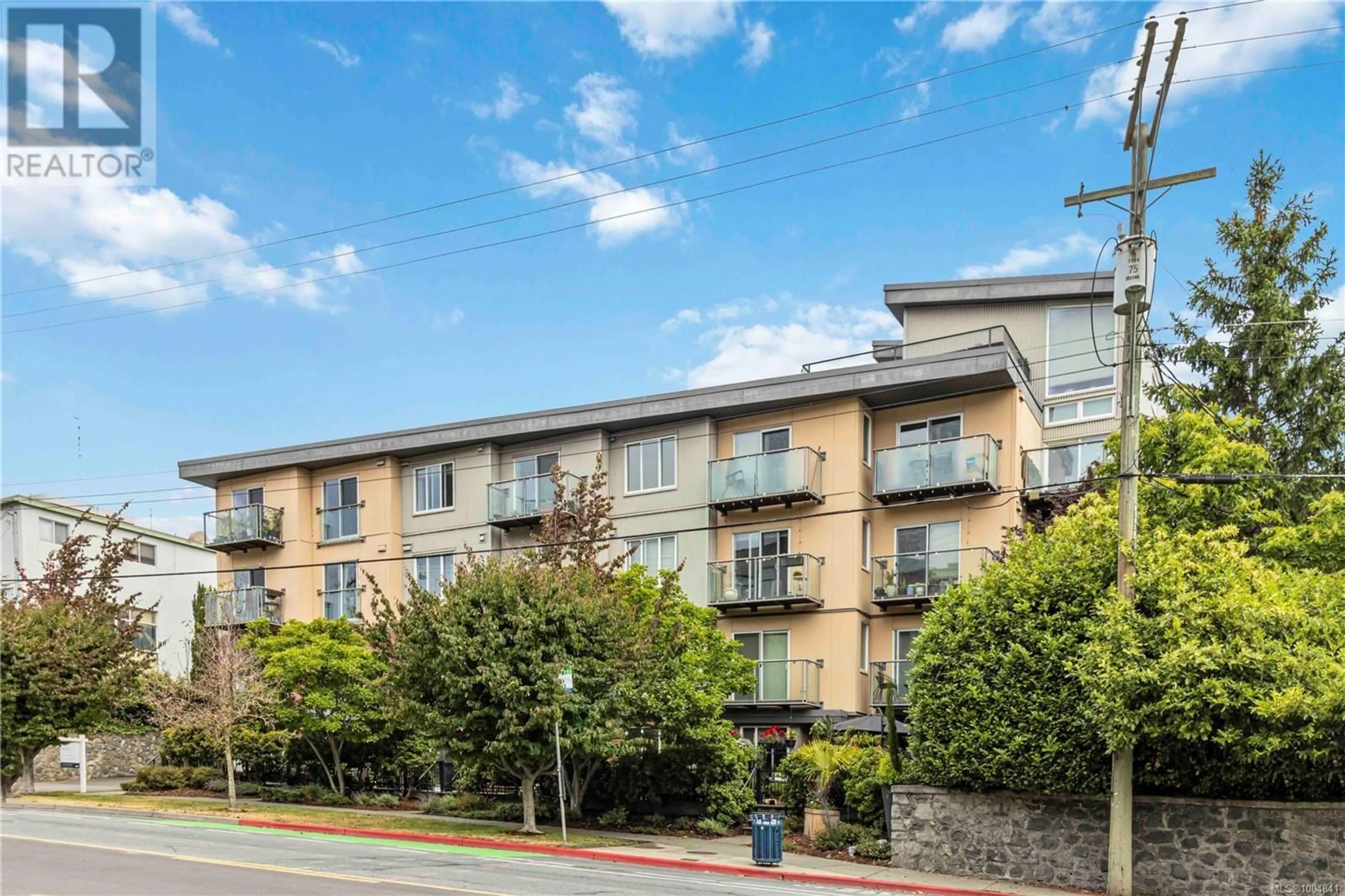 Patio, unknown for 205 - 356 GORGE ROAD EAST, Victoria British Columbia V8T2W2