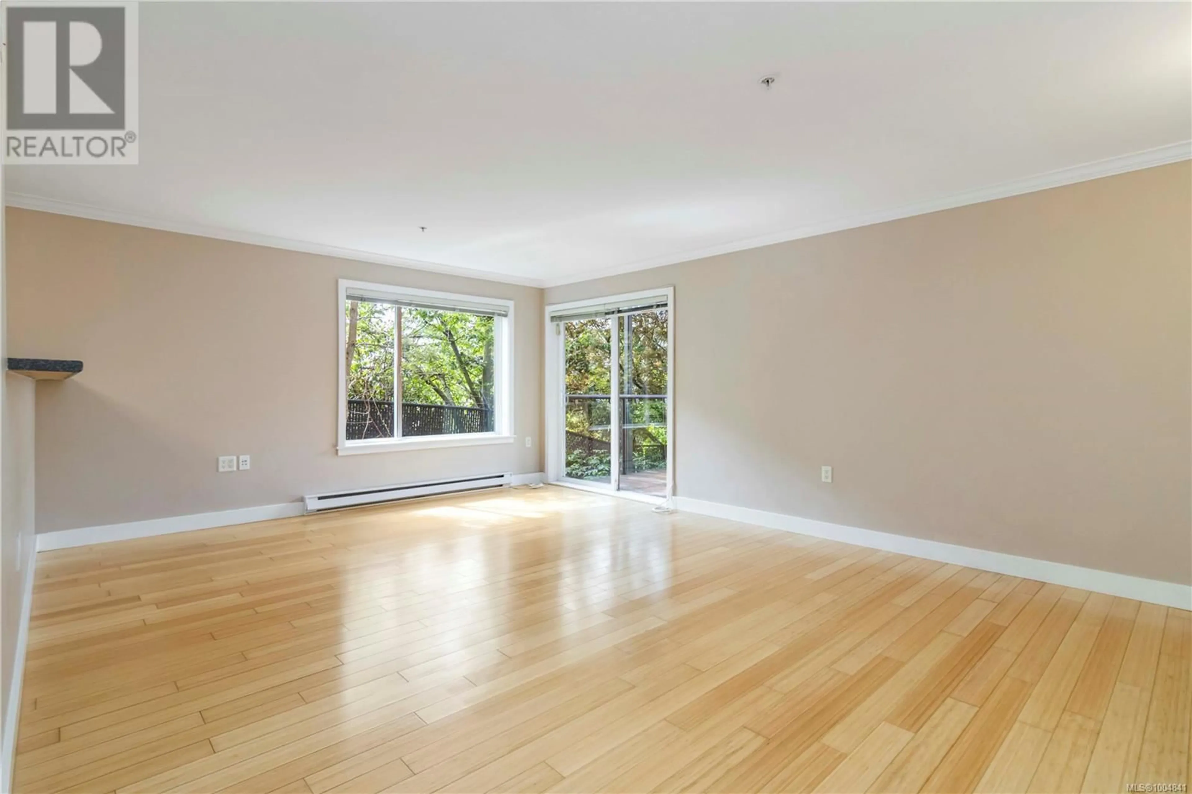 A pic of a room for 205 - 356 GORGE ROAD EAST, Victoria British Columbia V8T2W2