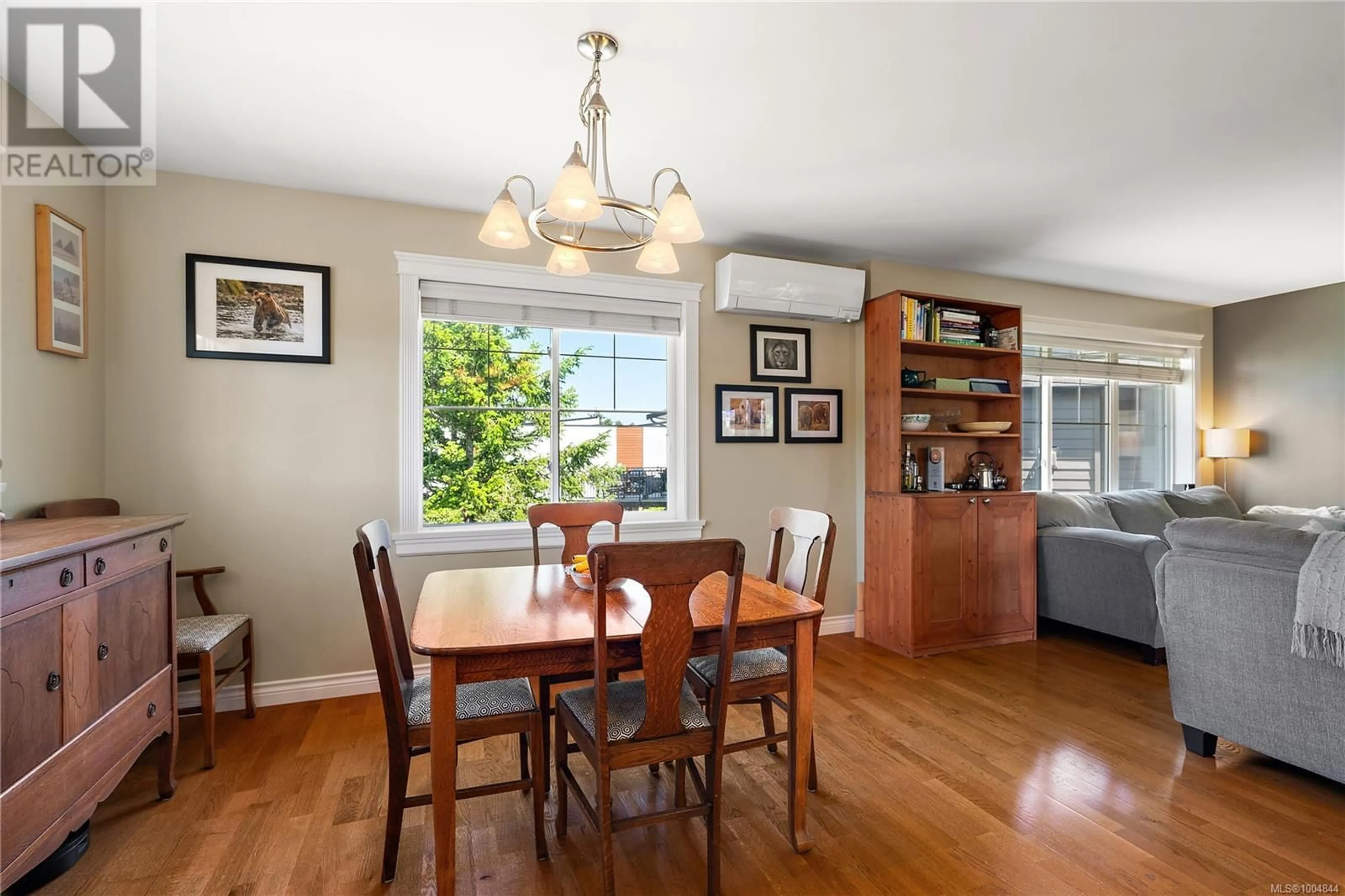 Dining room, wood/laminate floor for 106 - 2678 WINSTER ROAD, Langford British Columbia V9B3R8
