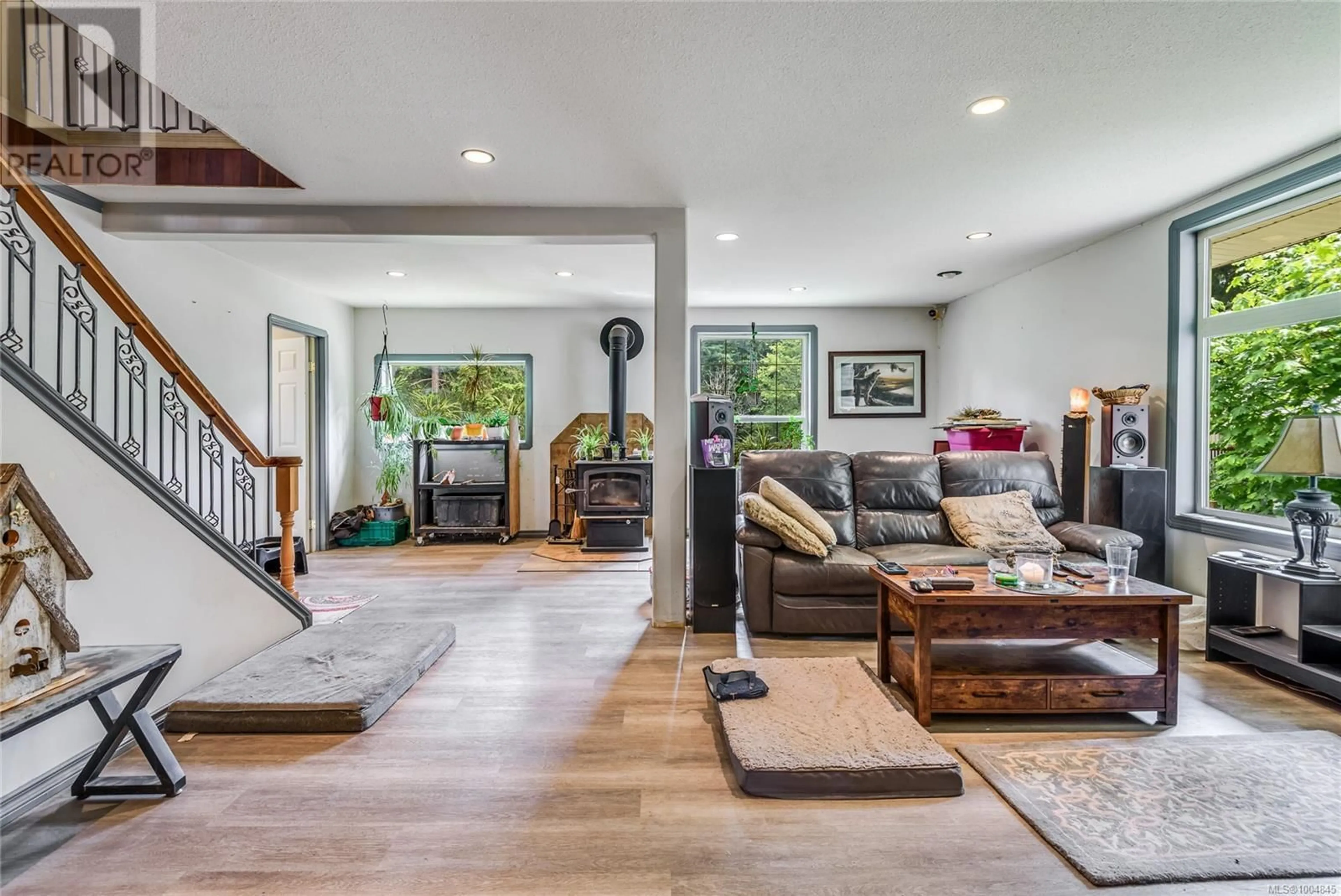 Unknown for 2524 MACAULAY ROAD, Black Creek British Columbia V9J1B5