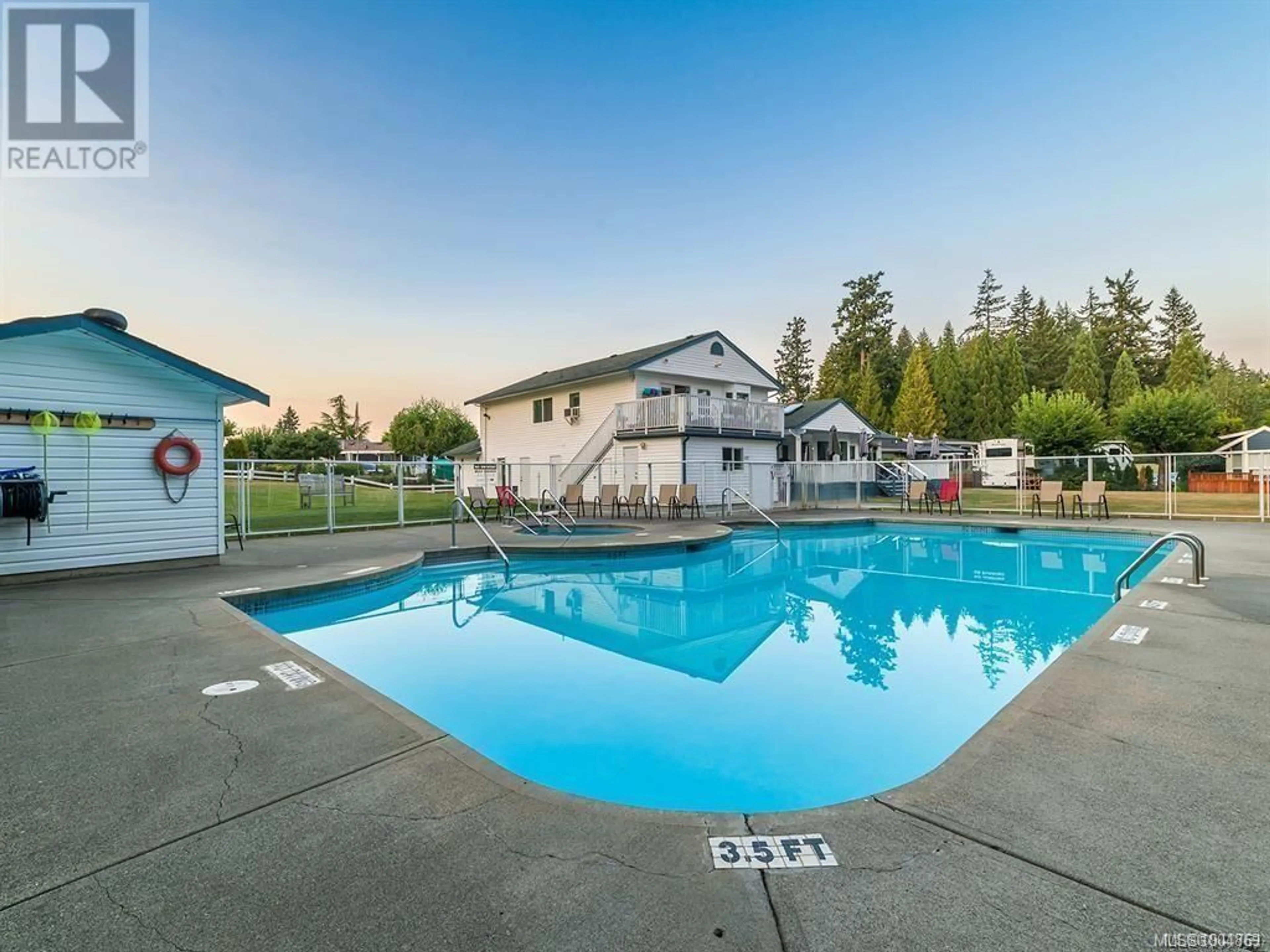 Pool for 2144 HENDERSON LAKE WAY, Nanaimo British Columbia V9R6X7