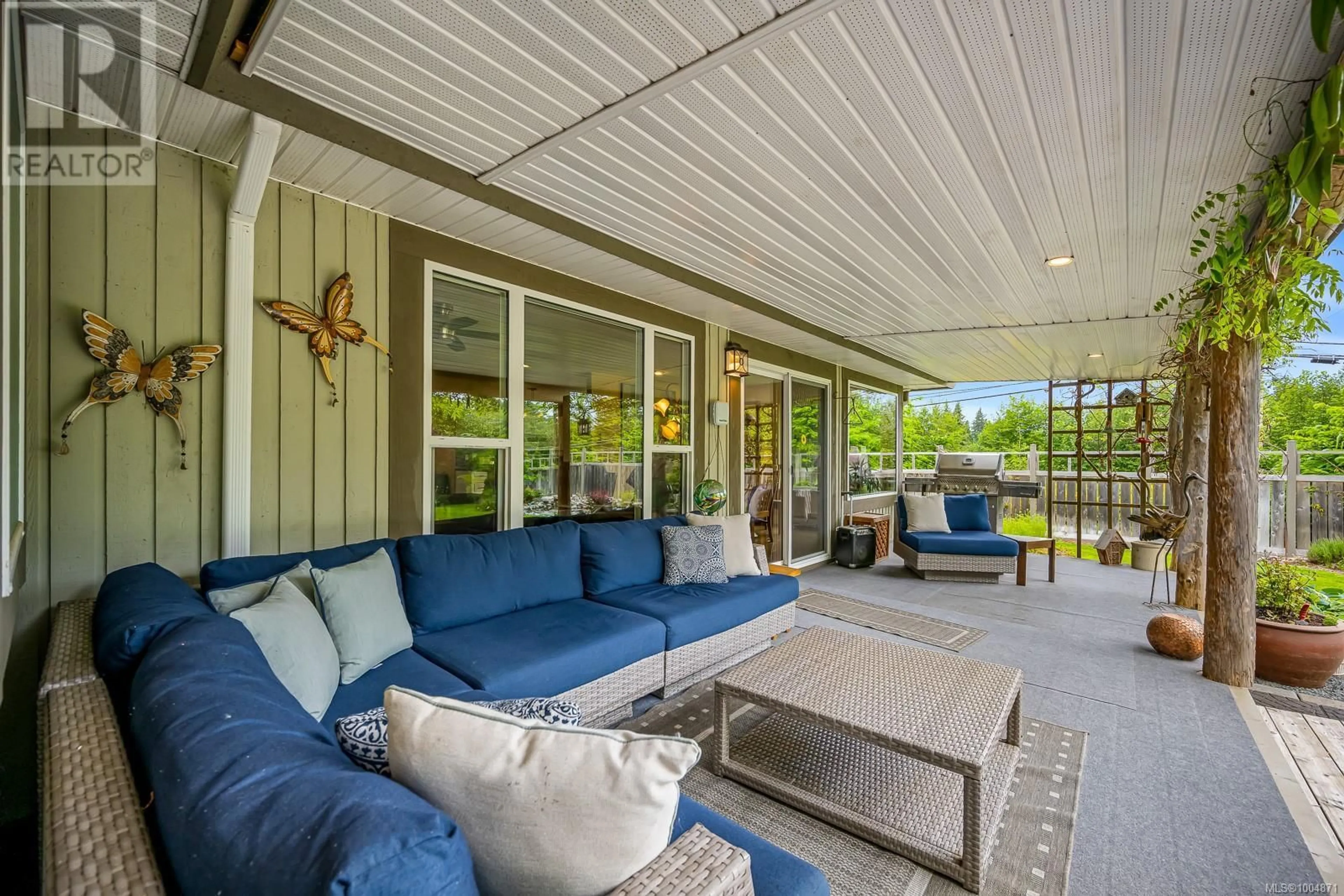 Patio, water/lake/river/ocean view for 8998 MCLAREY AVENUE, Black Creek British Columbia V9J1A2