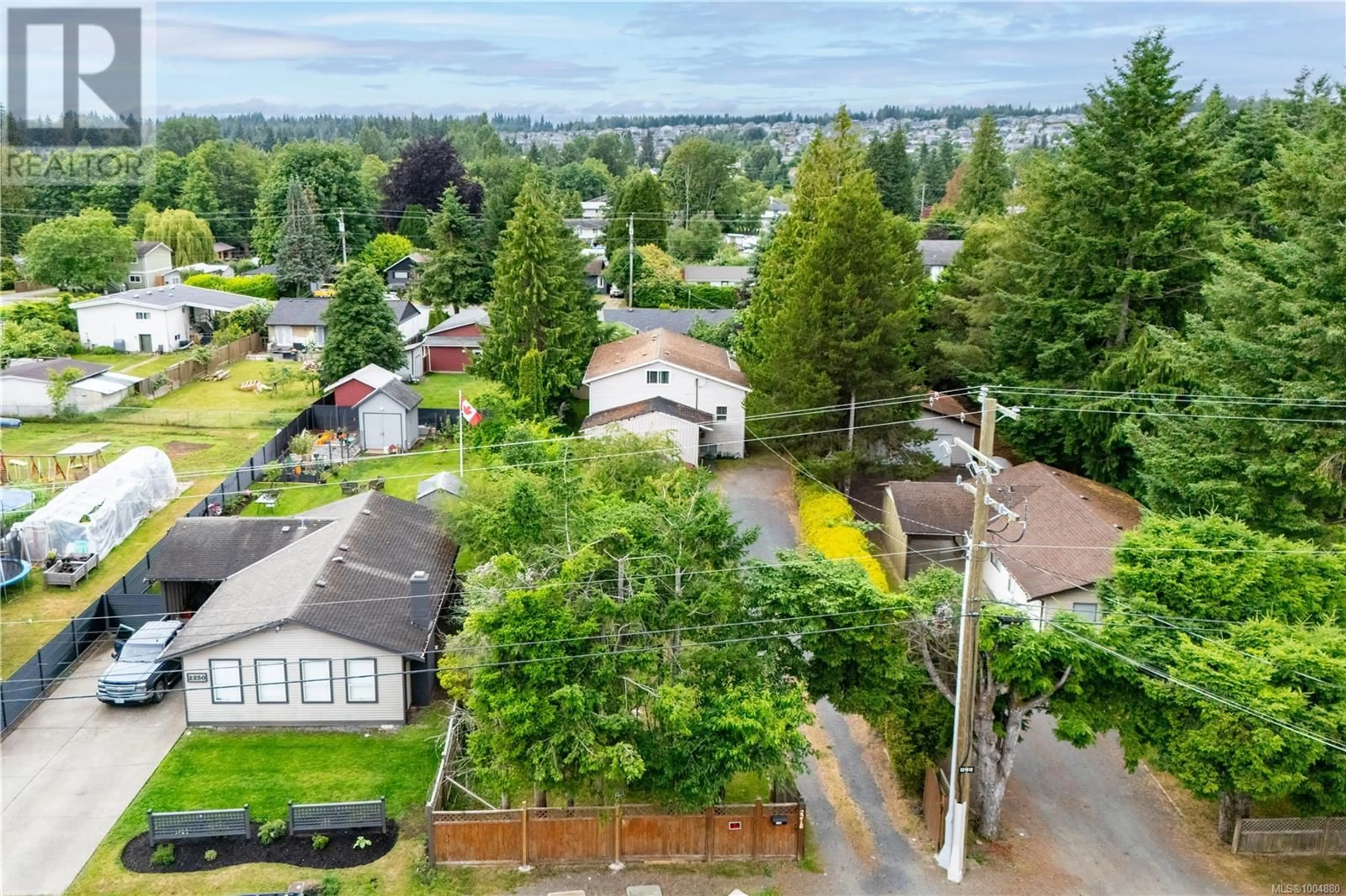 A pic from outside/outdoor area/front of a property/back of a property/a pic from drone, unknown for 2218 DALTON ROAD, Campbell River British Columbia V9W1H6