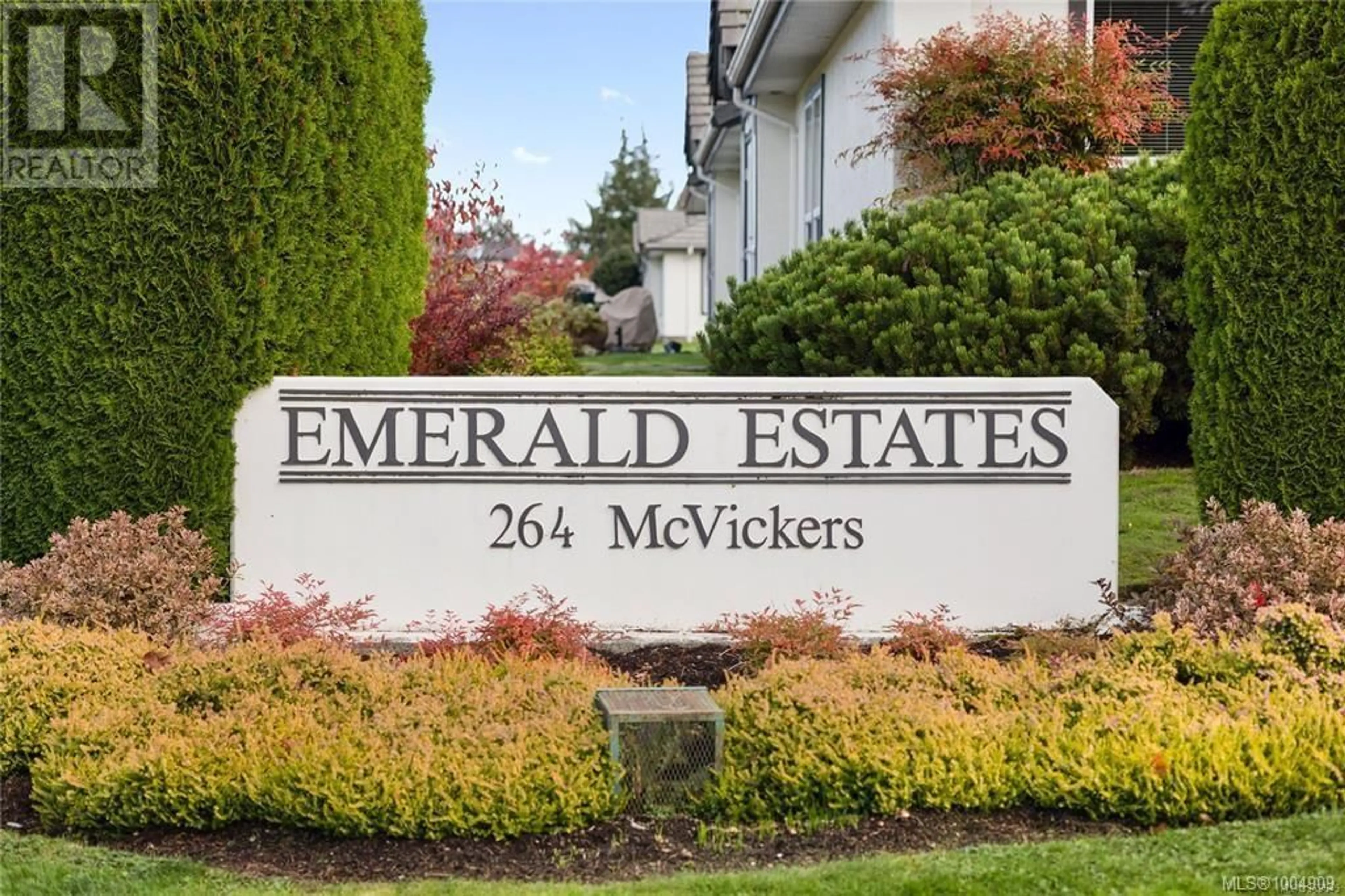 Indoor entryway for 407 - 264 MCVICKERS STREET, Parksville British Columbia V9P2N5