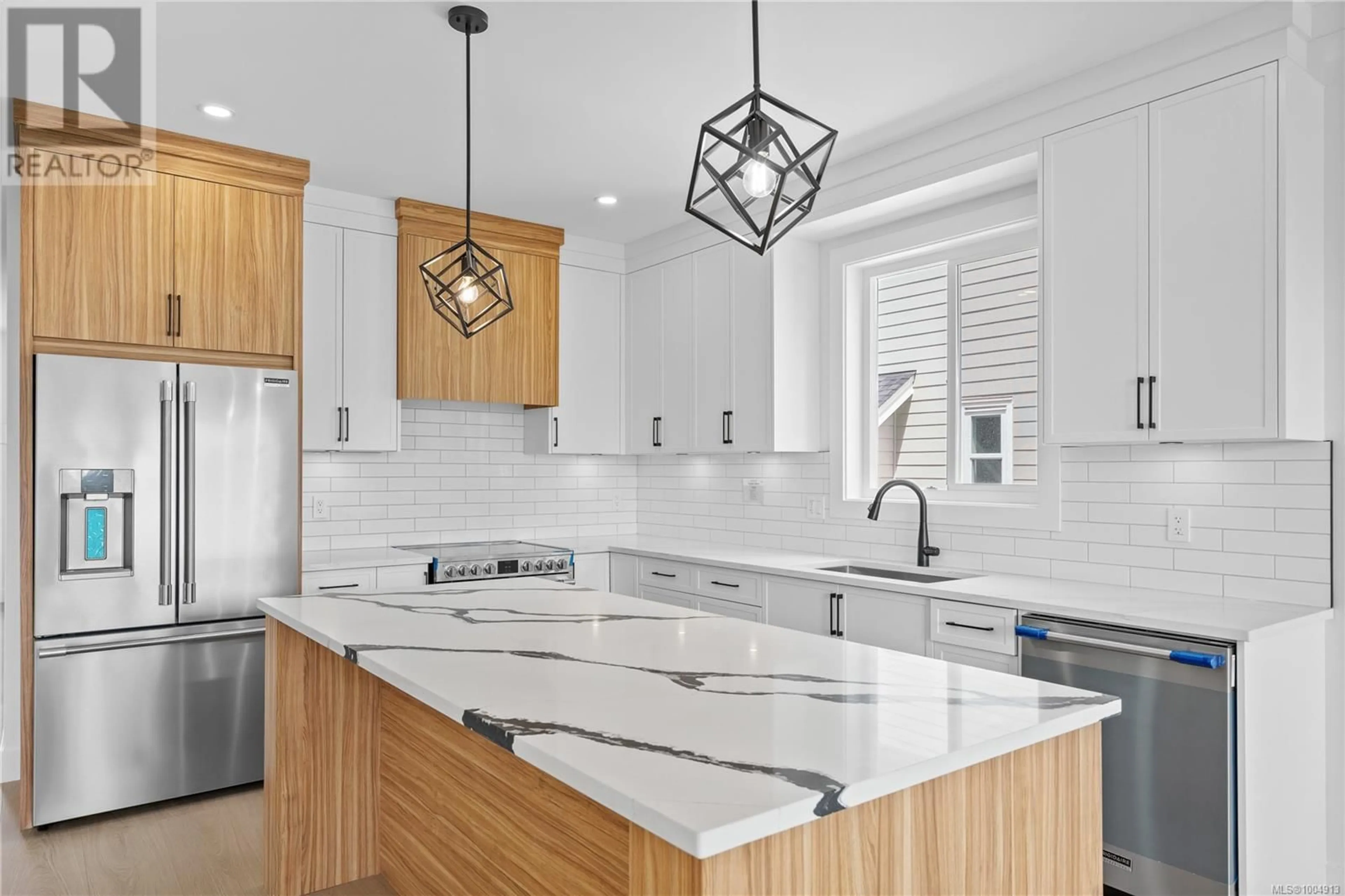 Contemporary kitchen, ceramic/tile floor for 2351 SWALLOW PLACE, Langford British Columbia V9B6Y6