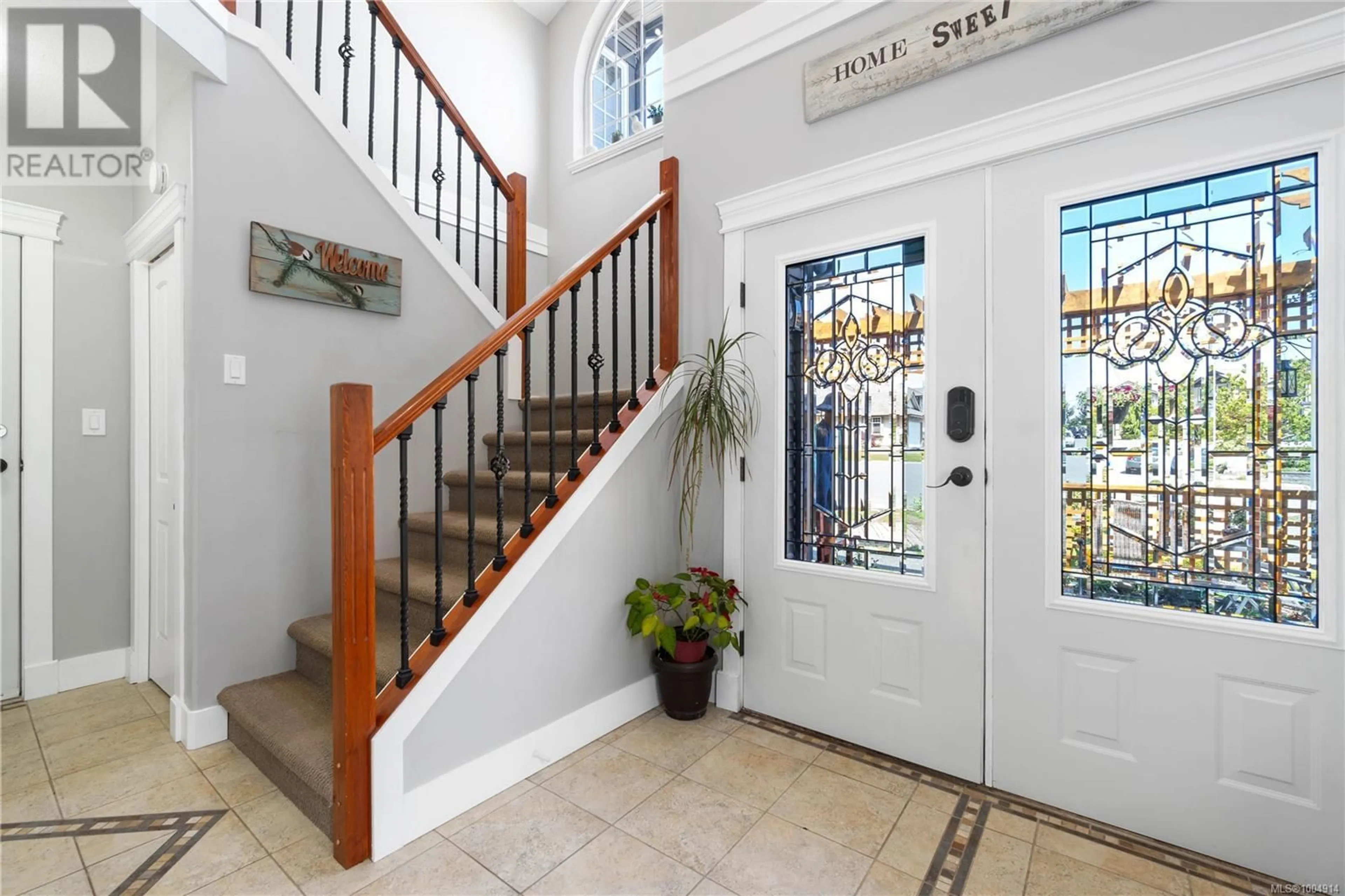 Indoor entryway for 1343 THALIA PLACE, Nanaimo British Columbia V9R7E1