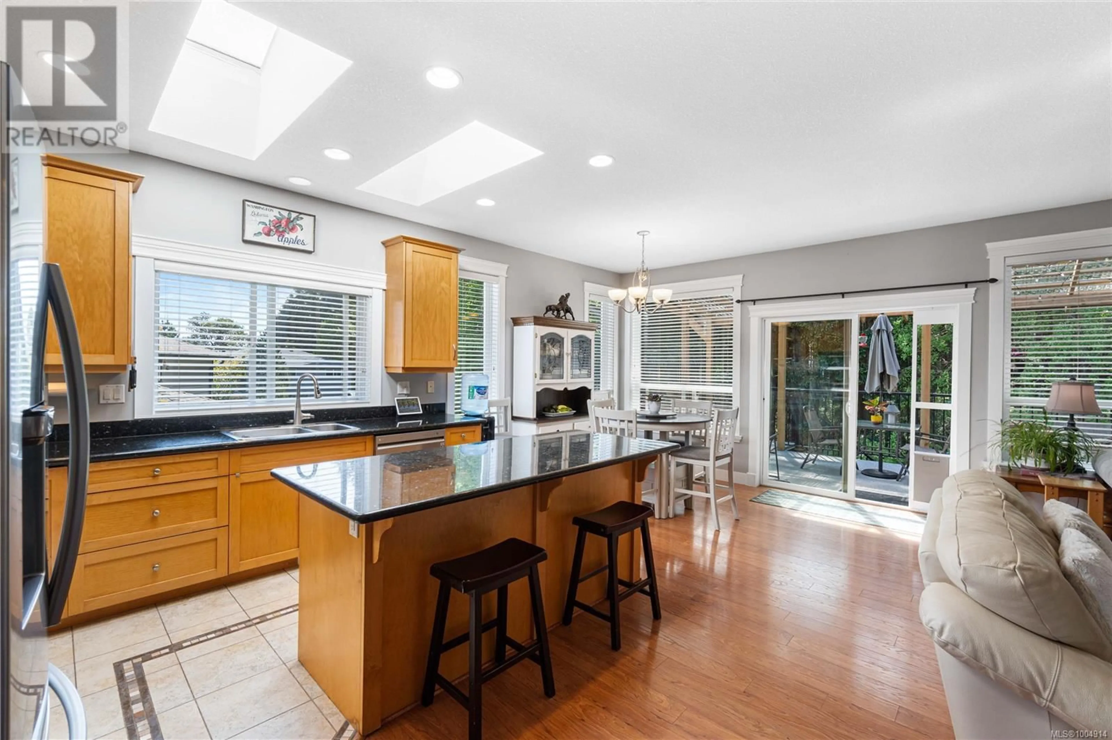 Open concept kitchen, ceramic/tile floor for 1343 THALIA PLACE, Nanaimo British Columbia V9R7E1