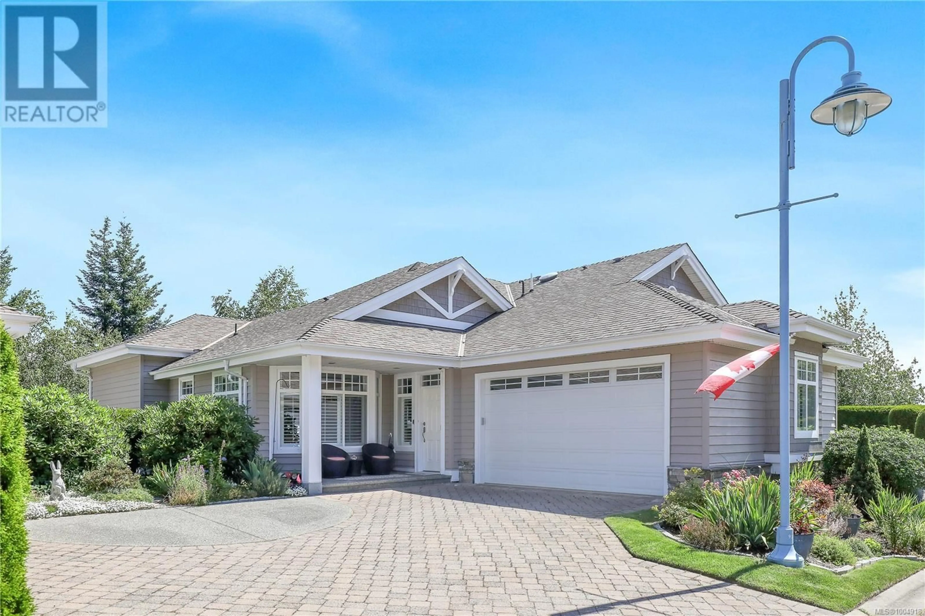 Home with vinyl exterior material, street for 1357 GAMBIER PLACE, Parksville British Columbia V9P2Y4