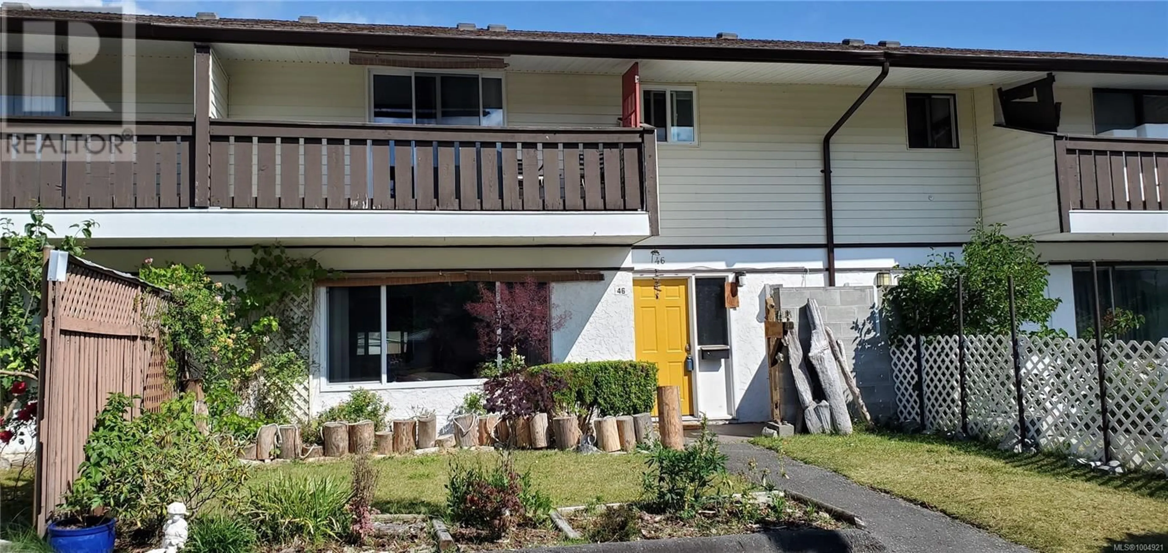 Home with vinyl exterior material, street for 46 - 500 MUCHALAT PLACE, Gold River British Columbia V0P1G0