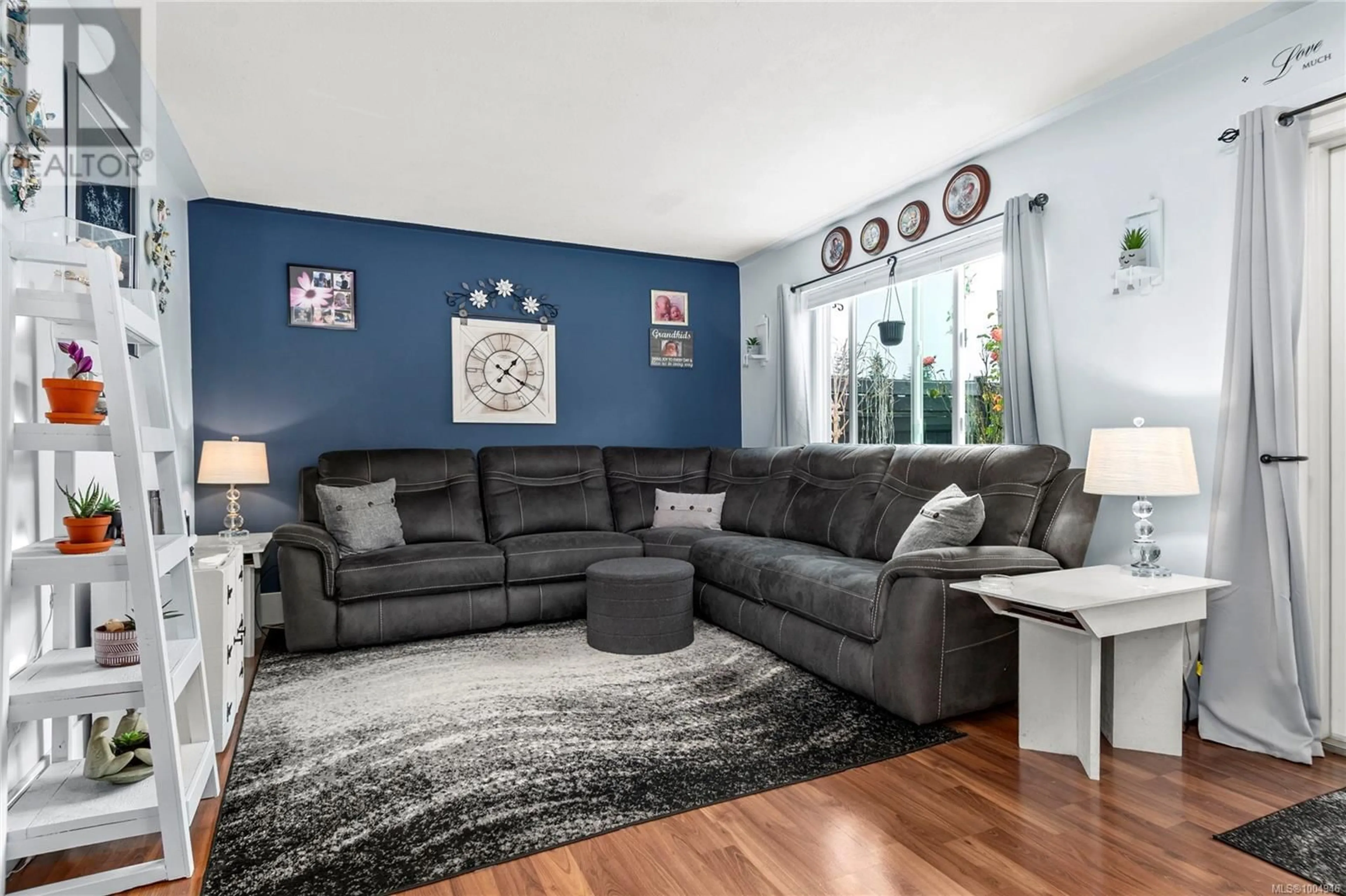 Living room with furniture, unknown for B - 795 ROBRON ROAD, Campbell River British Columbia V9W7Z1