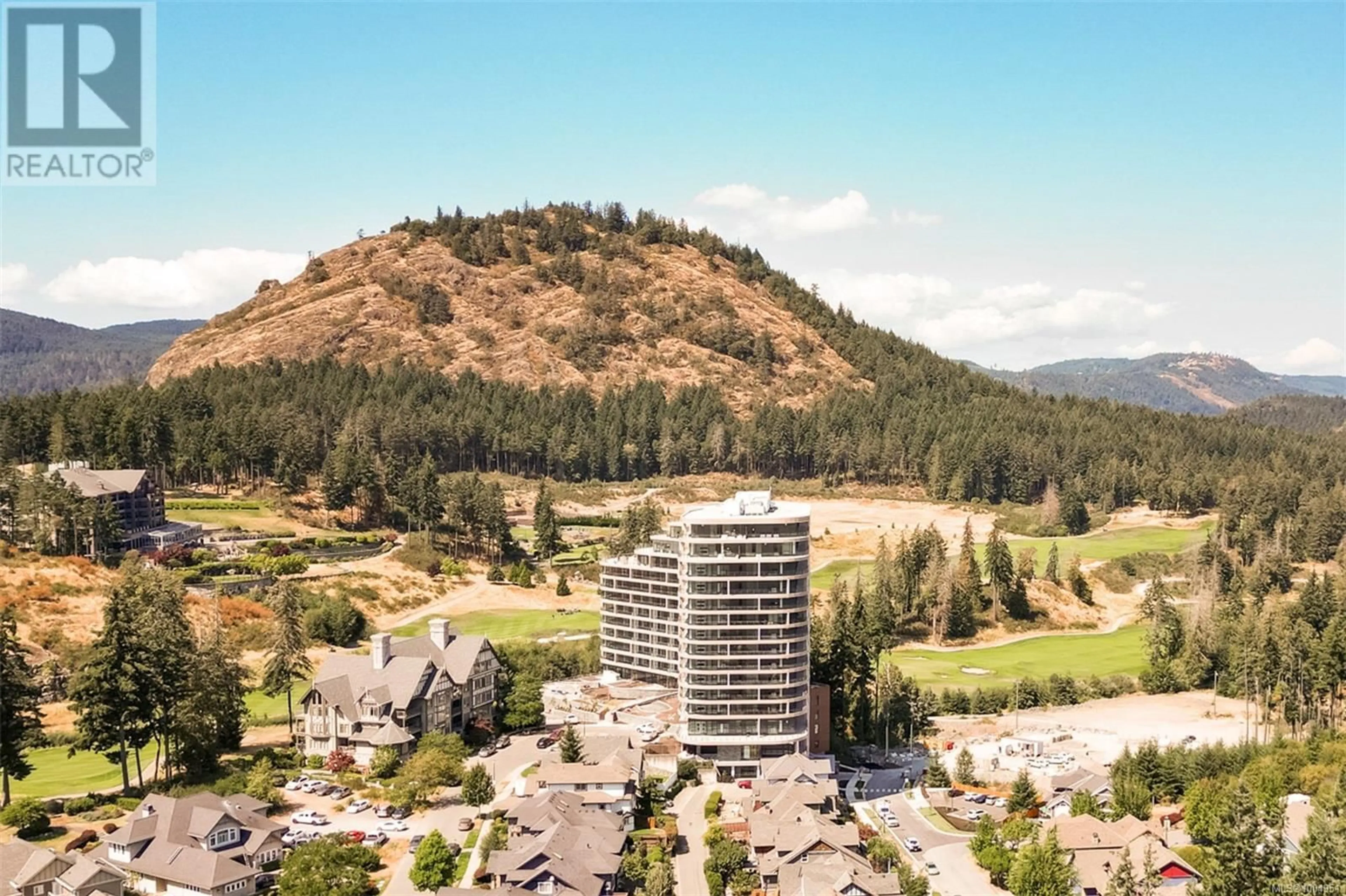 A pic from outside/outdoor area/front of a property/back of a property/a pic from drone, mountain view for 1603 - 2000 HANNINGTON ROAD, Langford British Columbia V9B7C1