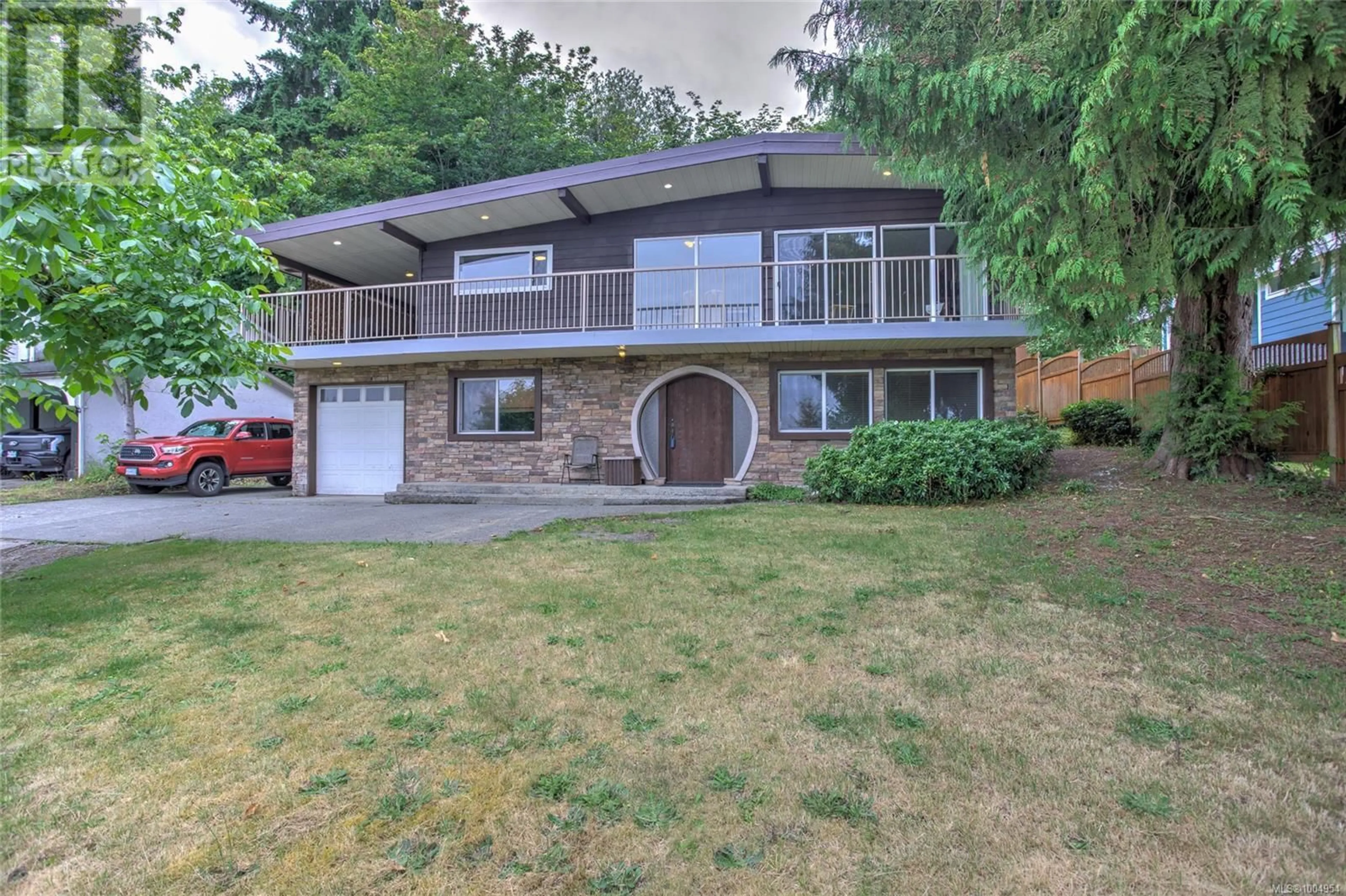 Home with vinyl exterior material, unknown for 130 ARBUTUS CRESCENT, Ladysmith British Columbia V9G1T8