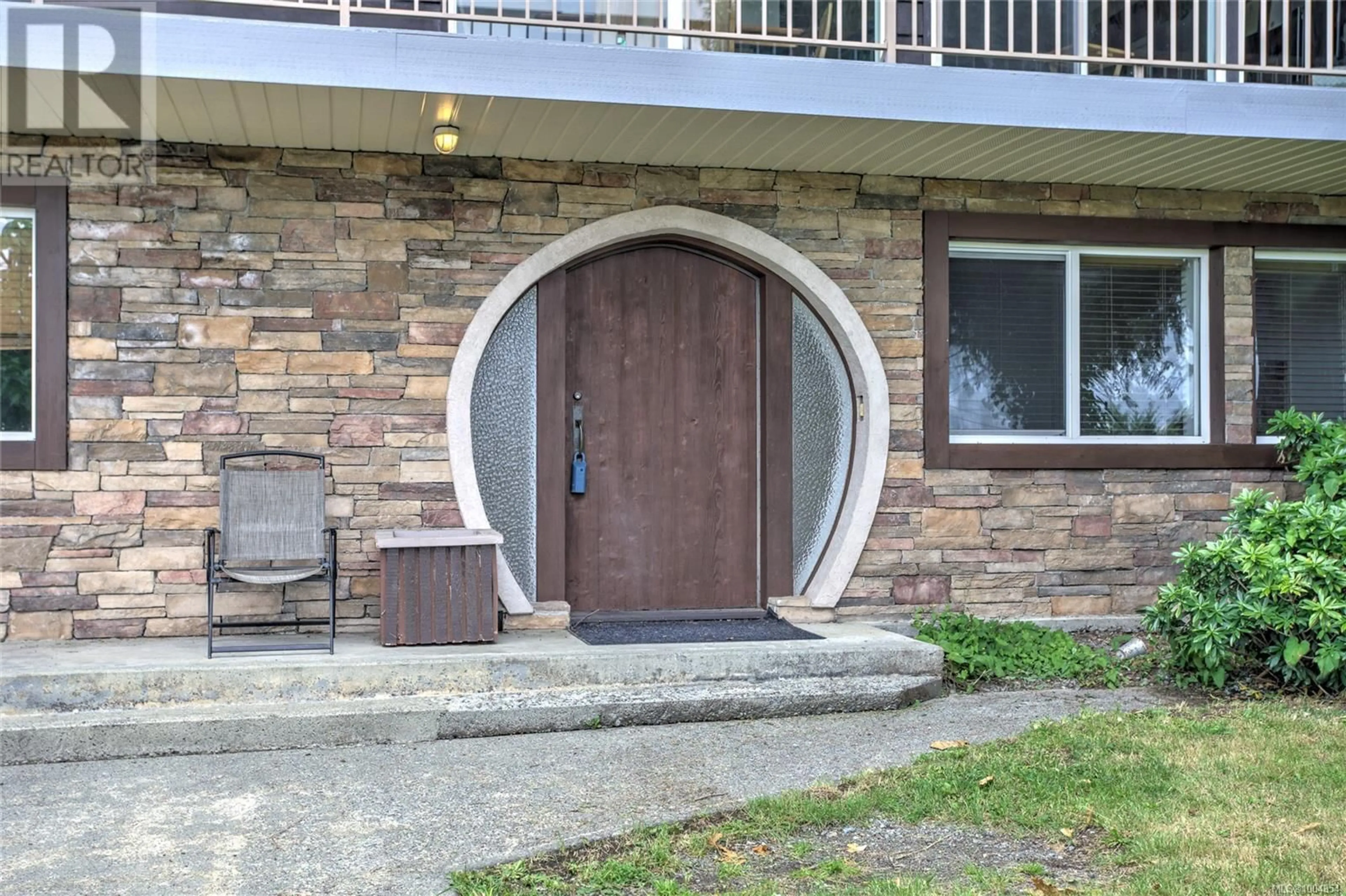 Indoor entryway for 130 ARBUTUS CRESCENT, Ladysmith British Columbia V9G1T8