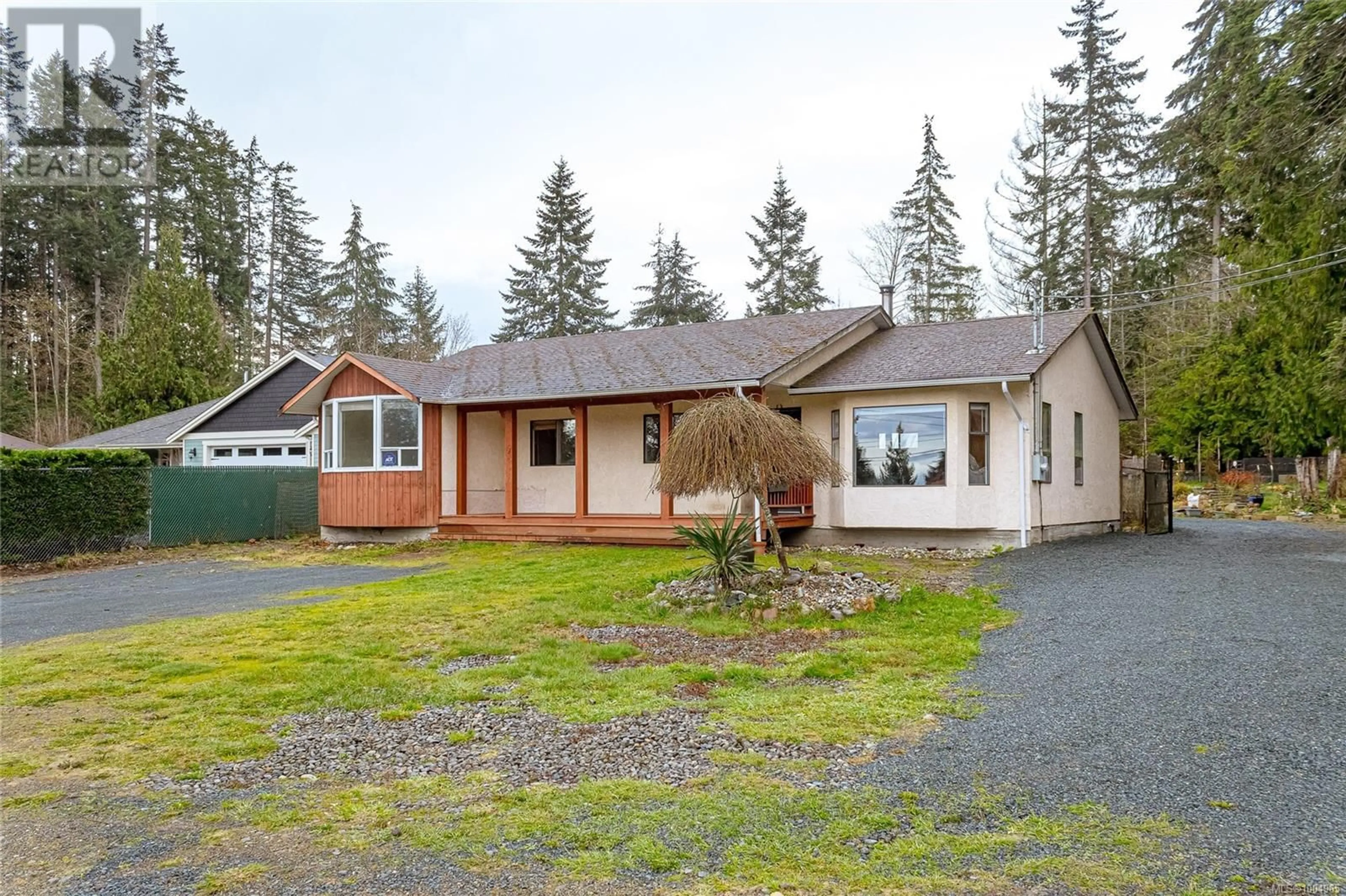 Home with vinyl exterior material, unknown for 4582 THOMPSON CLARKE DRIVE EAST, Bowser British Columbia V0R1G0