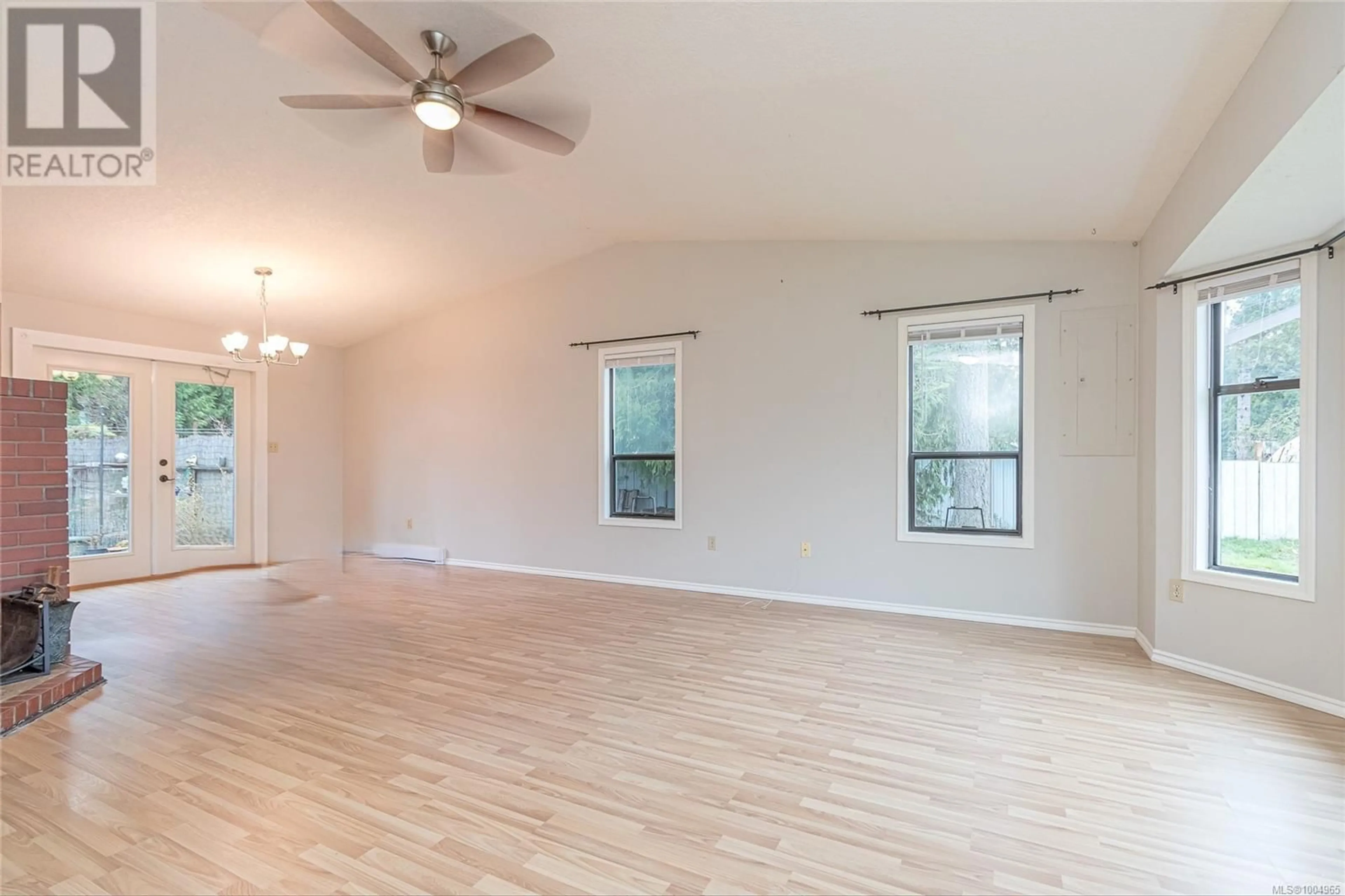 A pic of a room for 4582 THOMPSON CLARKE DRIVE EAST, Bowser British Columbia V0R1G0
