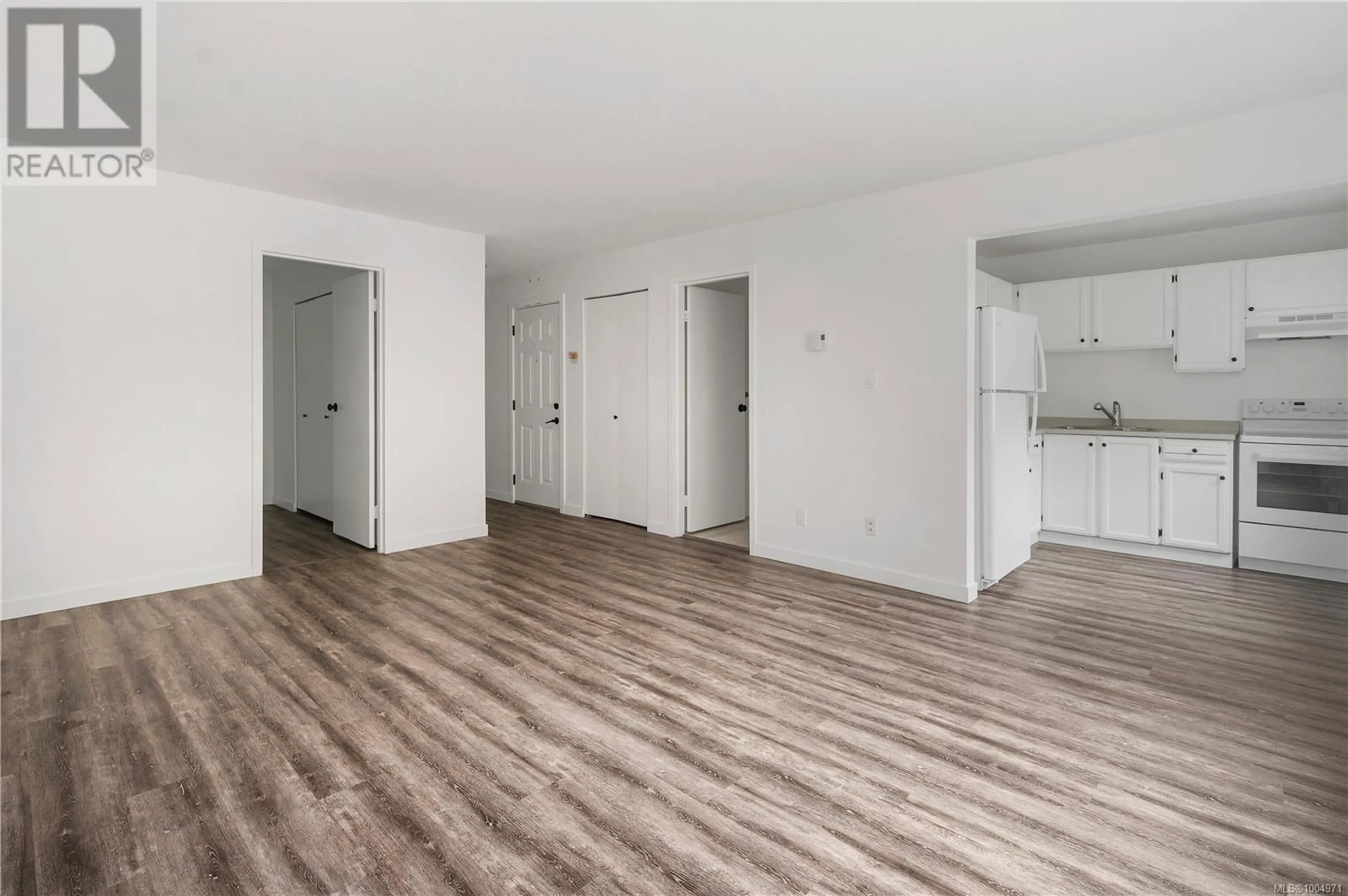 A pic of a room for 28 - 940 ISLAND HIGHWAY SOUTH, Campbell River British Columbia V9W1B1