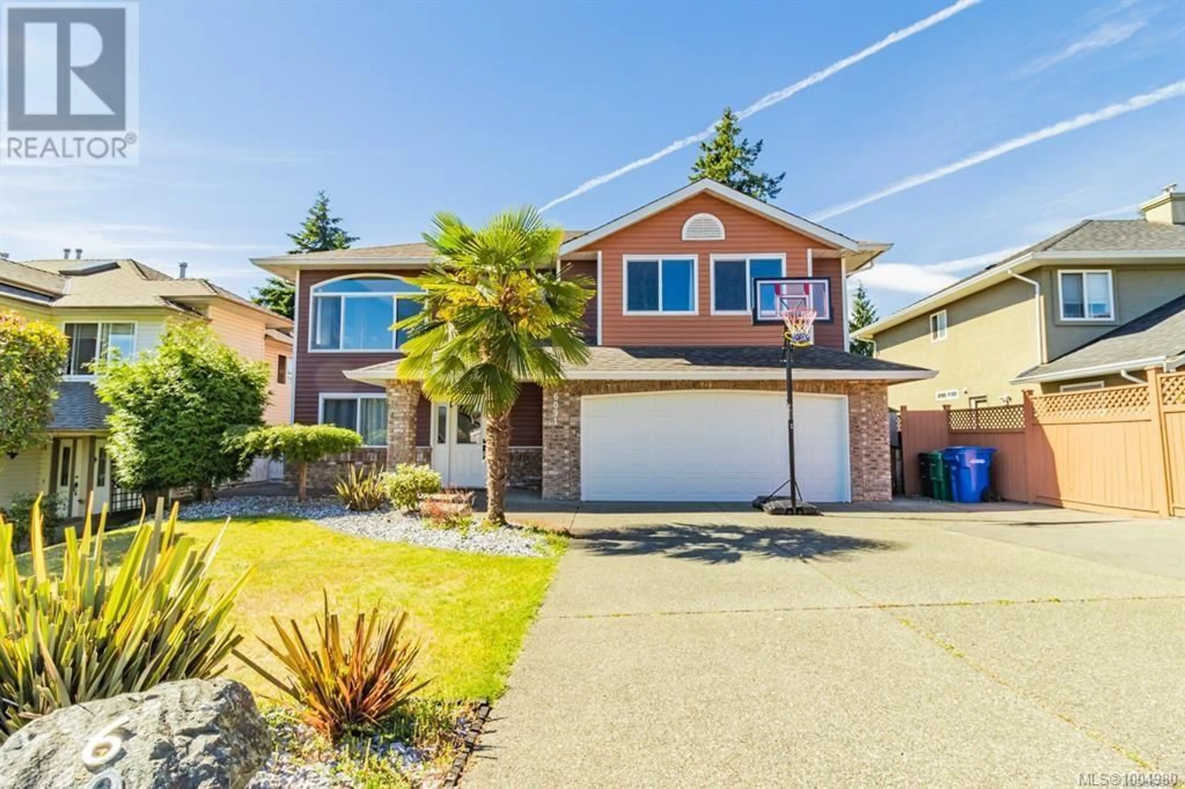 Home with vinyl exterior material, street for 6091 SIERRA WAY, Nanaimo British Columbia V9V1R8