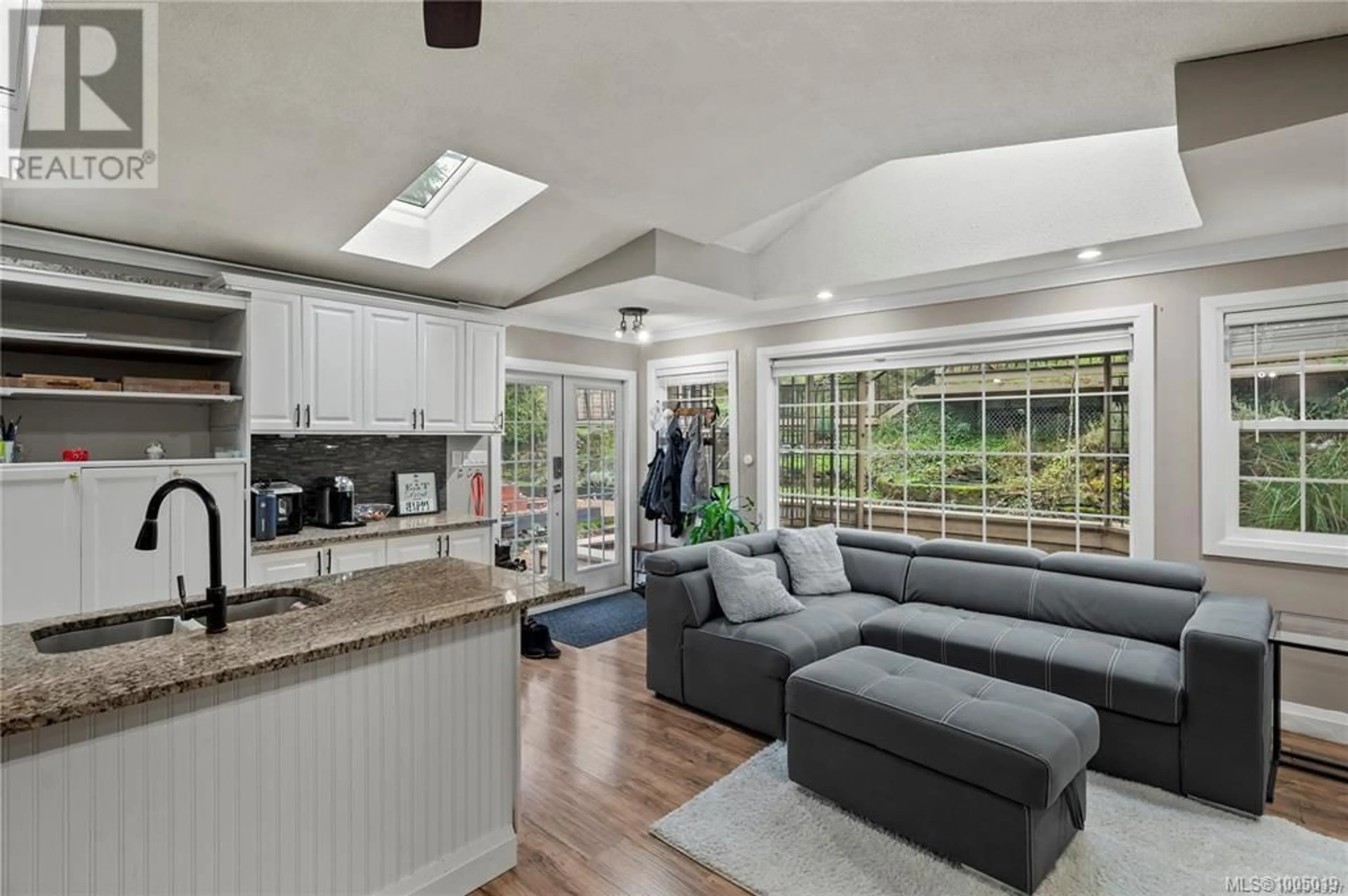 Open concept kitchen, unknown for 2206 MILLSTREAM ROAD, Langford British Columbia V9B6H4