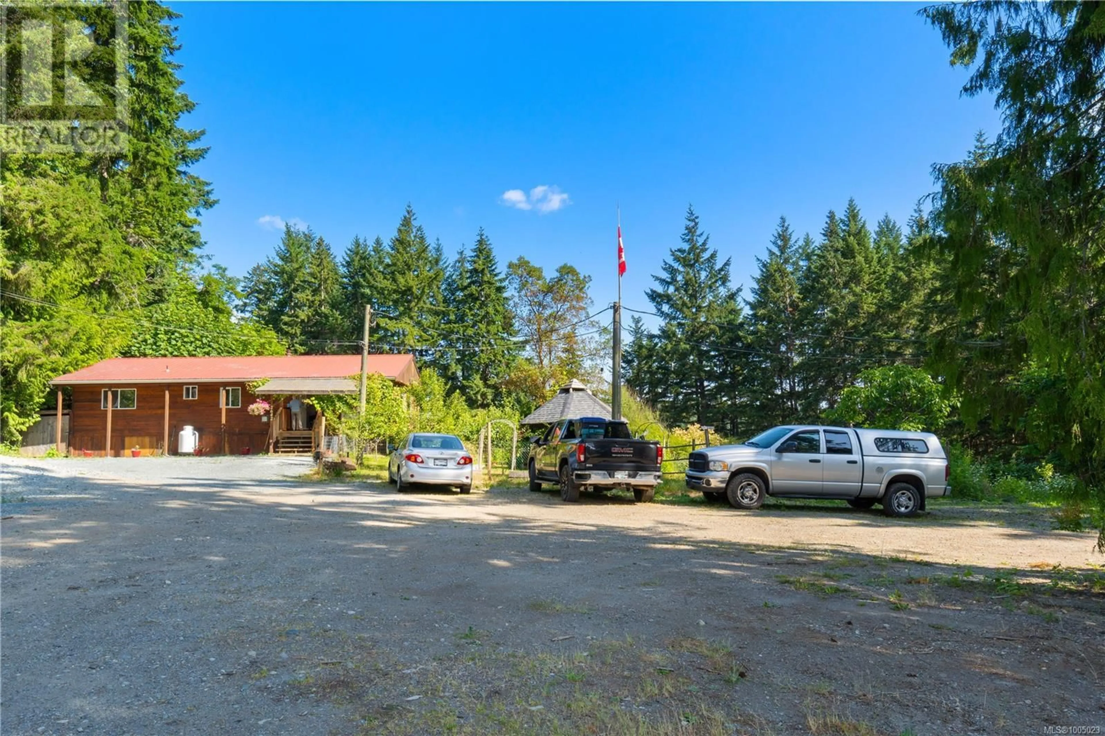 A pic from outside/outdoor area/front of a property/back of a property/a pic from drone, unknown for 2642 SOUTH WELLINGTON ROAD, Nanaimo British Columbia V9X1X5