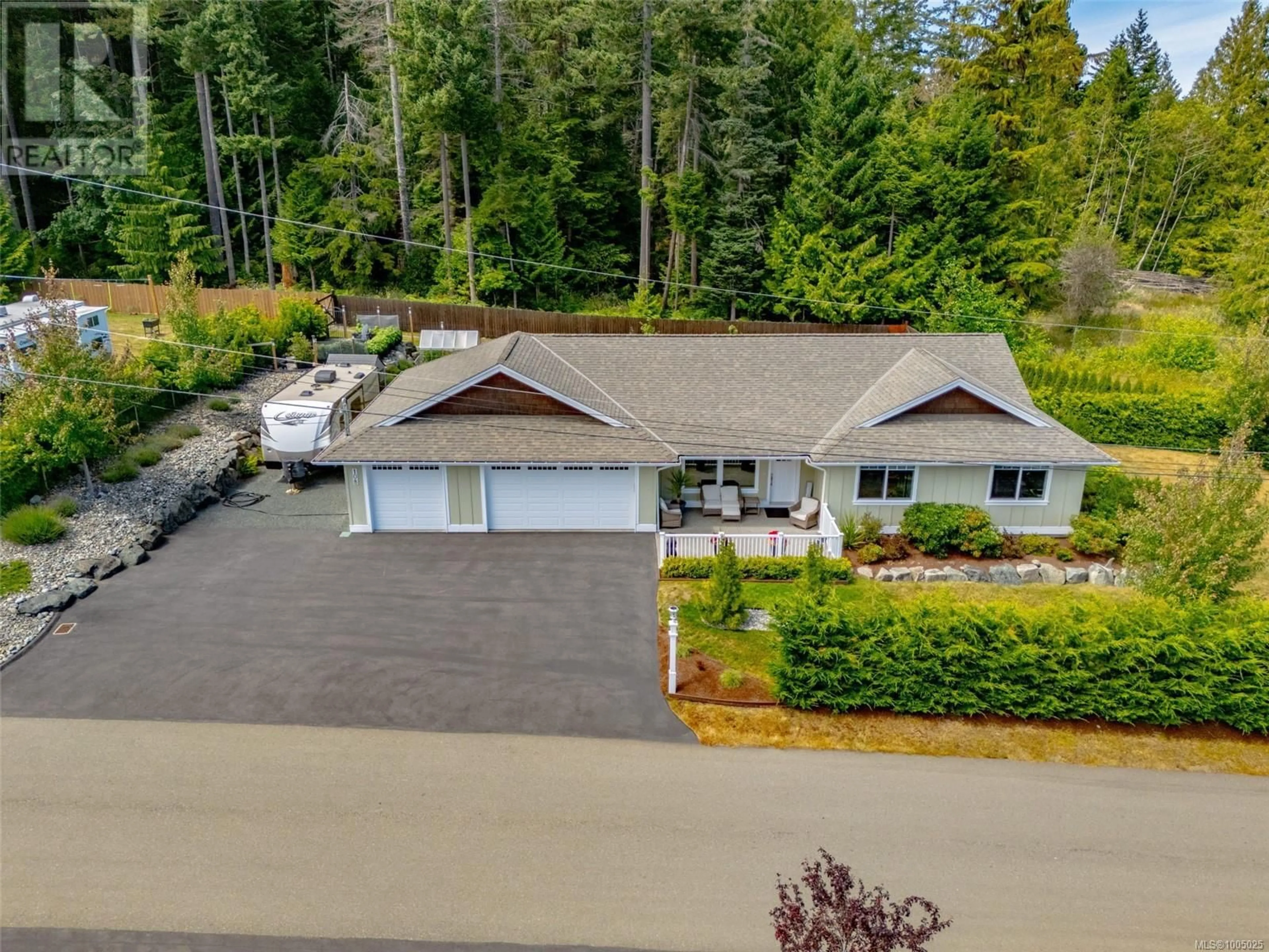 A pic from outside/outdoor area/front of a property/back of a property/a pic from drone, unknown for 108 ALLVIEW LANE, Bowser British Columbia V0R1G0