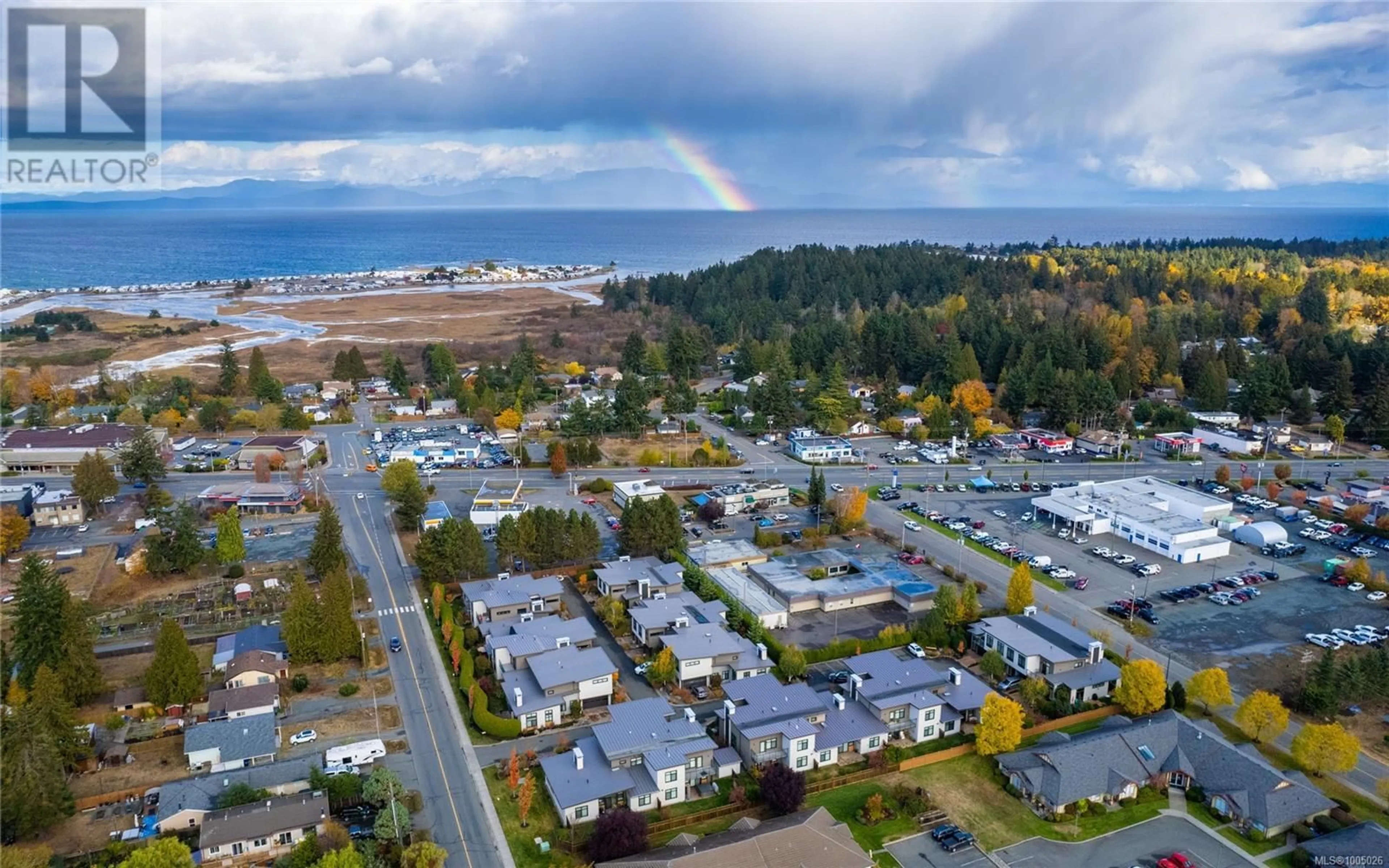 A pic from outside/outdoor area/front of a property/back of a property/a pic from drone, water/lake/river/ocean view for 15 - 220 MCVICKERS STREET, Parksville British Columbia V9P0B4