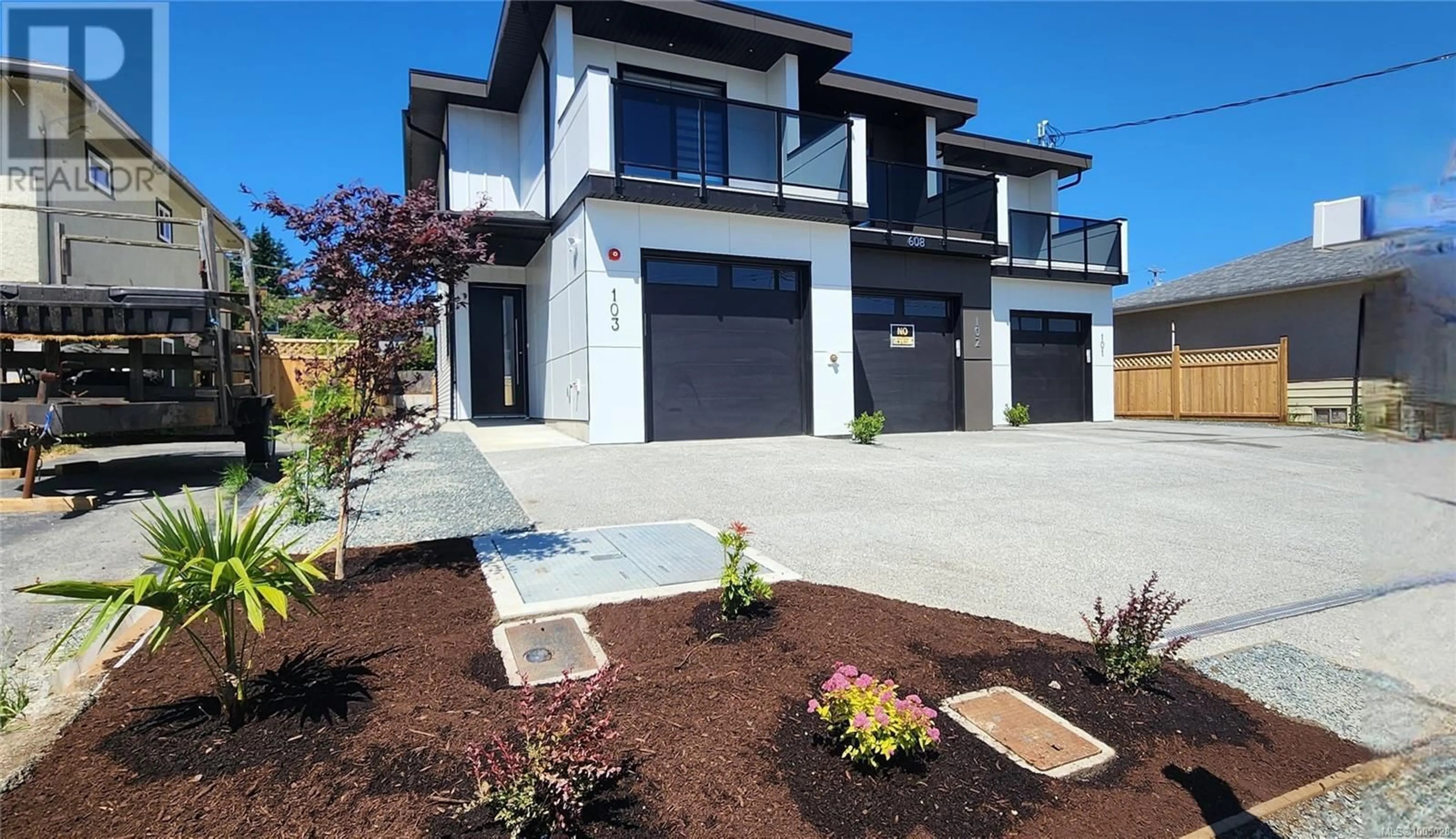 Home with brick exterior material, street for 103 - 608 SANDY COURT, Nanaimo British Columbia V9R1M1