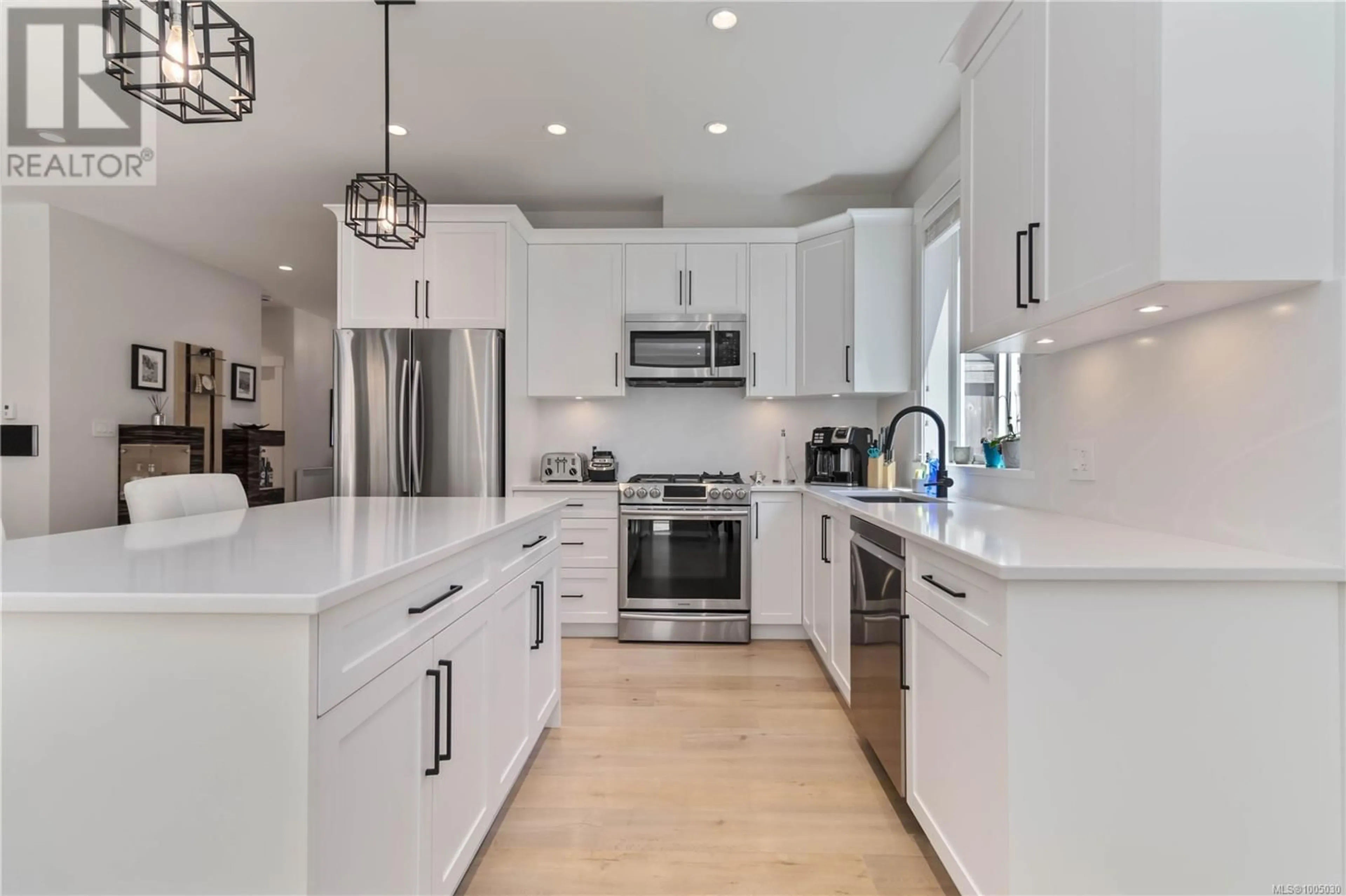 Open concept kitchen, unknown for 2512 WEST TRAIL COURT, Sooke British Columbia V9Z0L2