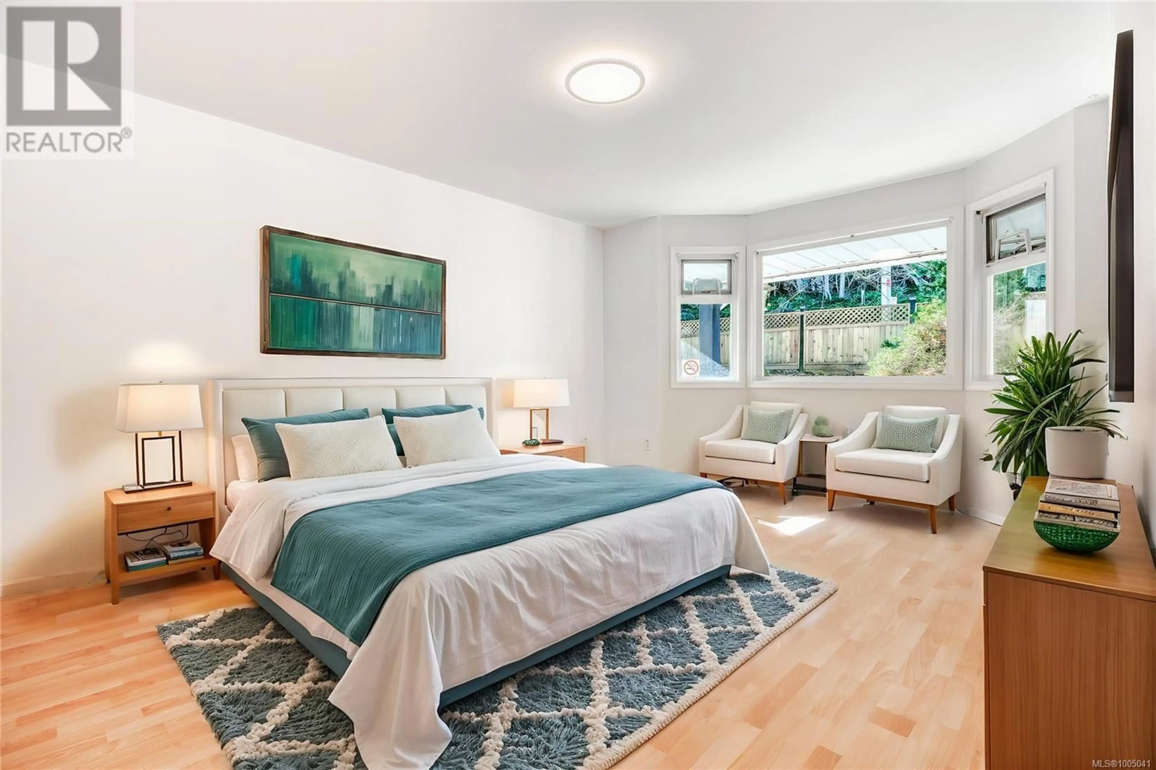 Bedroom with bed, unknown for 5812 BRADBURY ROAD, Nanaimo British Columbia V9T6R2