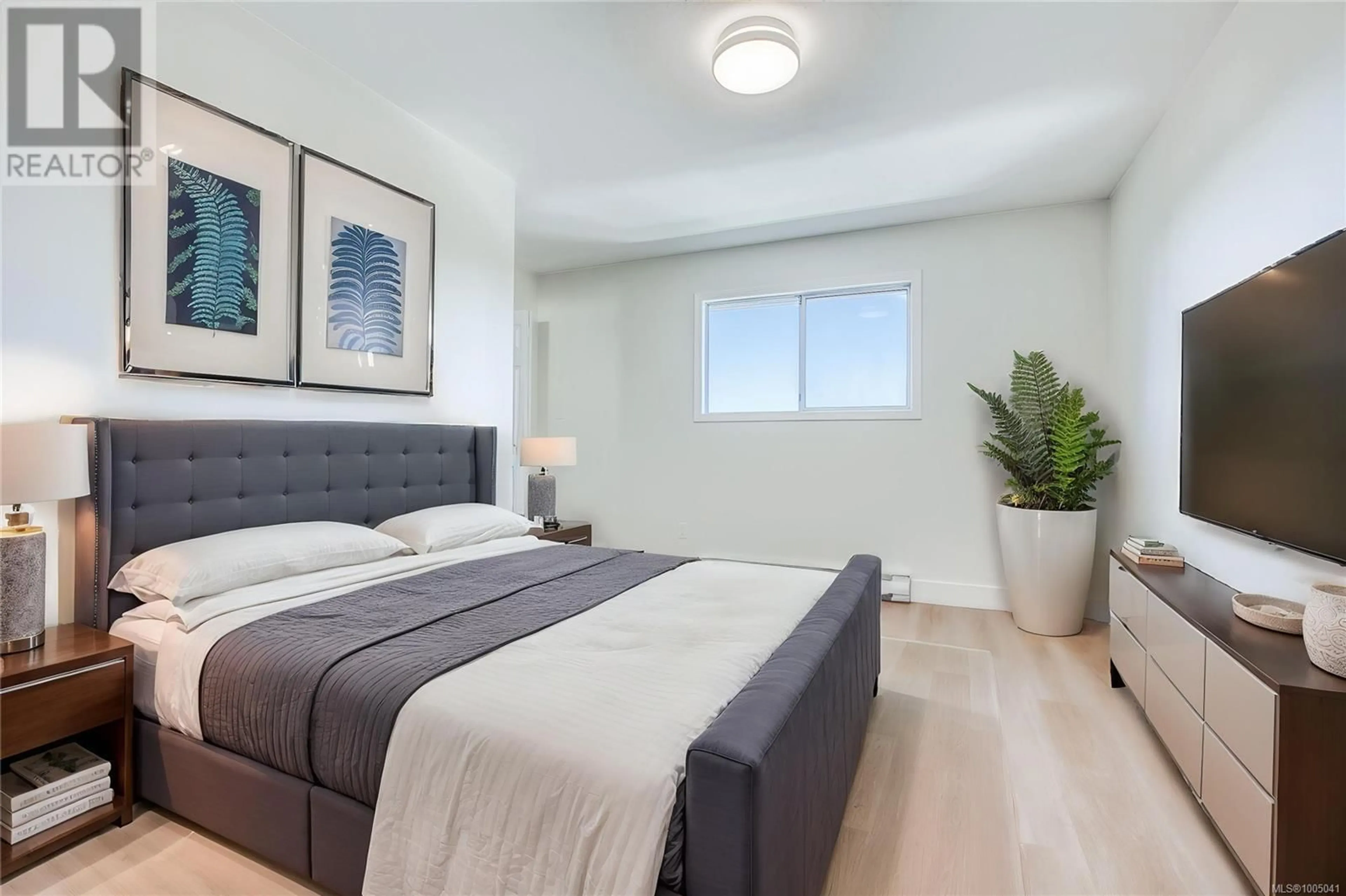 Bedroom with bed, unknown for 5812 BRADBURY ROAD, Nanaimo British Columbia V9T6R2