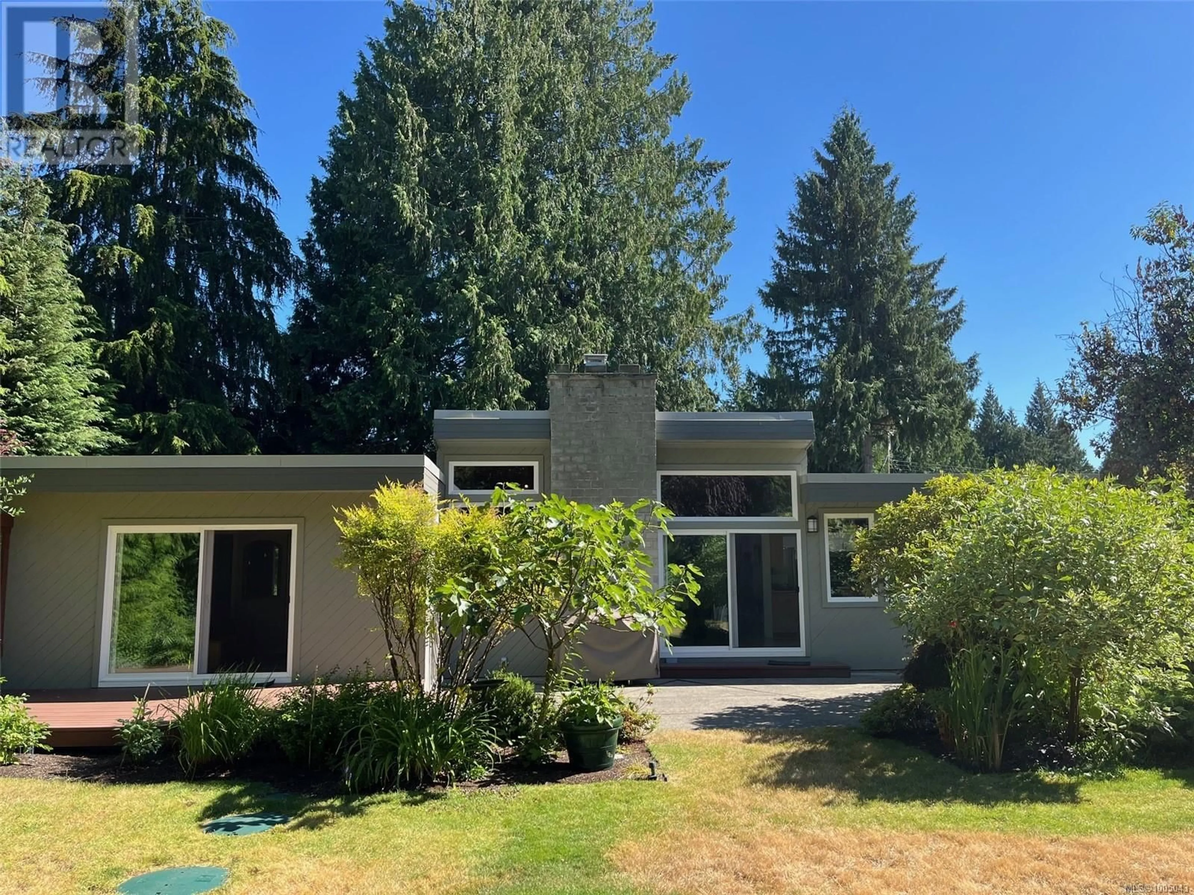 Home with vinyl exterior material, unknown for 955 BALLENAS ROAD, Parksville British Columbia V9P1T4