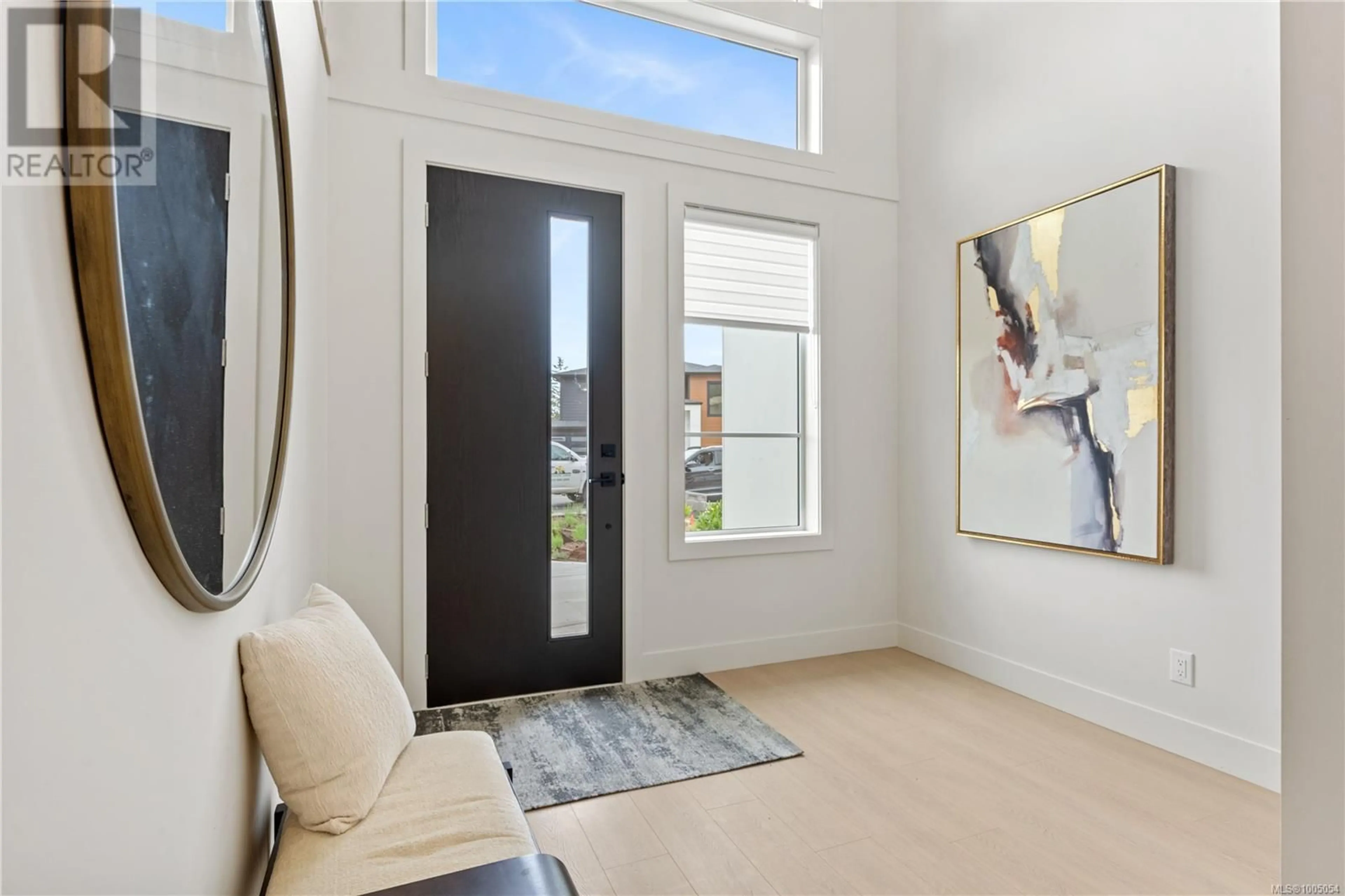 Indoor entryway for 1569 MARBLE PLACE, Langford British Columbia V9B7A2
