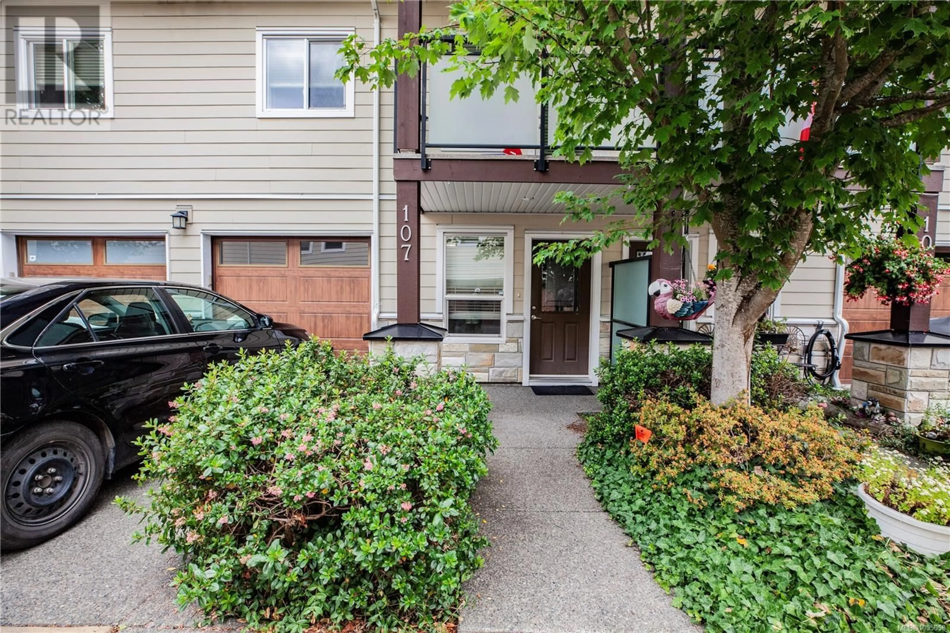 Patio, street for 107 - 2889 CARLOW ROAD, Langford British Columbia V9B2S3