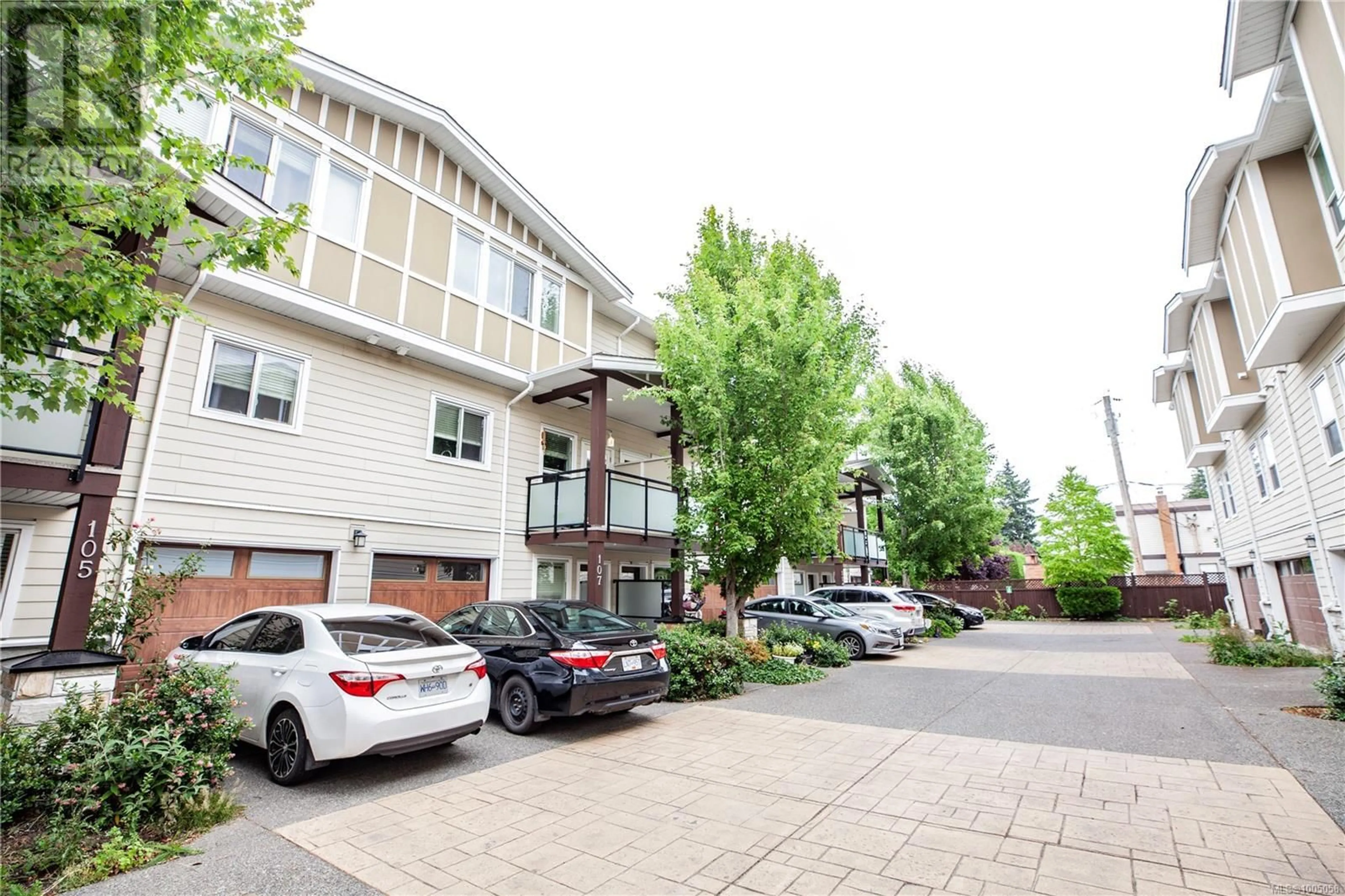 Patio, unknown for 107 - 2889 CARLOW ROAD, Langford British Columbia V9B2S3