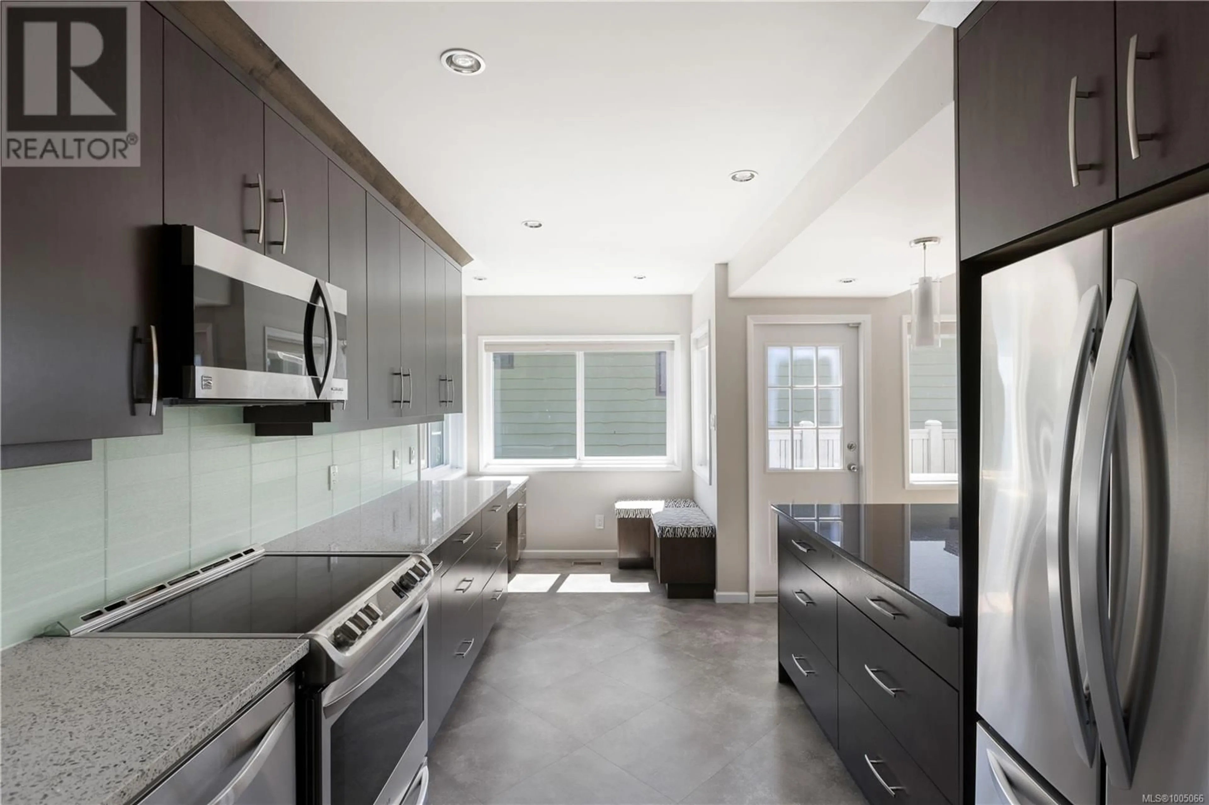 Contemporary kitchen, ceramic/tile floor for 2652 KILLARNEY ROAD, Saanich British Columbia V8P3G8