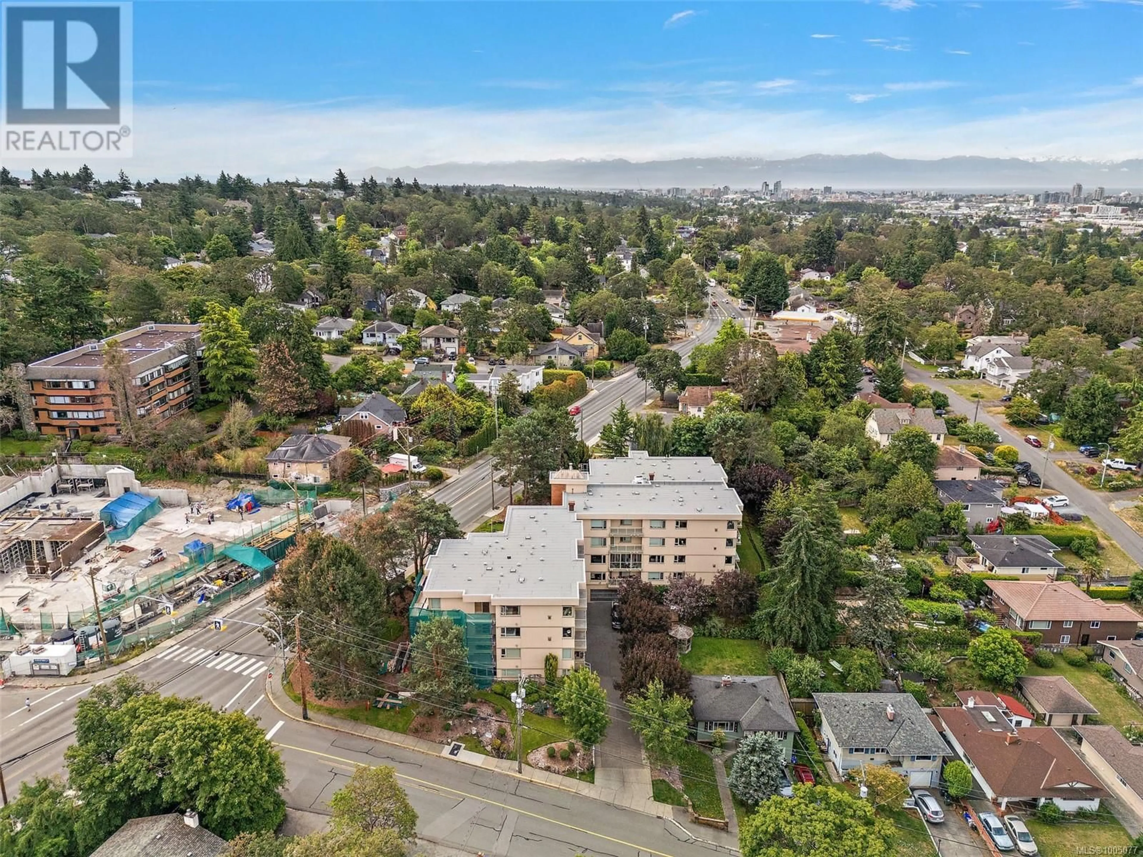 A pic from outside/outdoor area/front of a property/back of a property/a pic from drone, city buildings view from balcony for 306 - 3880 QUADRA STREET, Saanich British Columbia V8X1H8