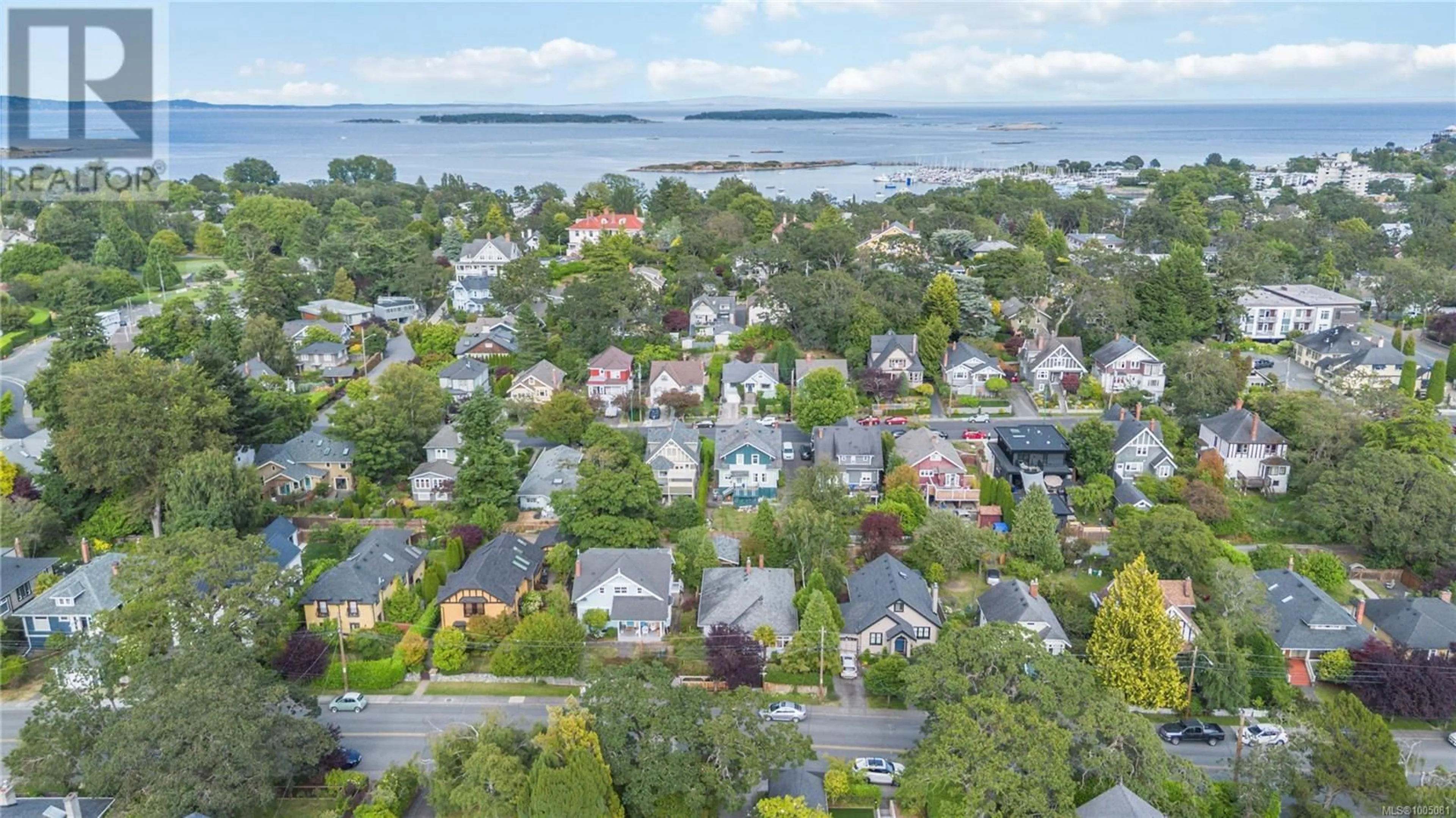 A pic from outside/outdoor area/front of a property/back of a property/a pic from drone, water/lake/river/ocean view for 1579 HAMPSHIRE ROAD, Oak Bay British Columbia V8R5T4