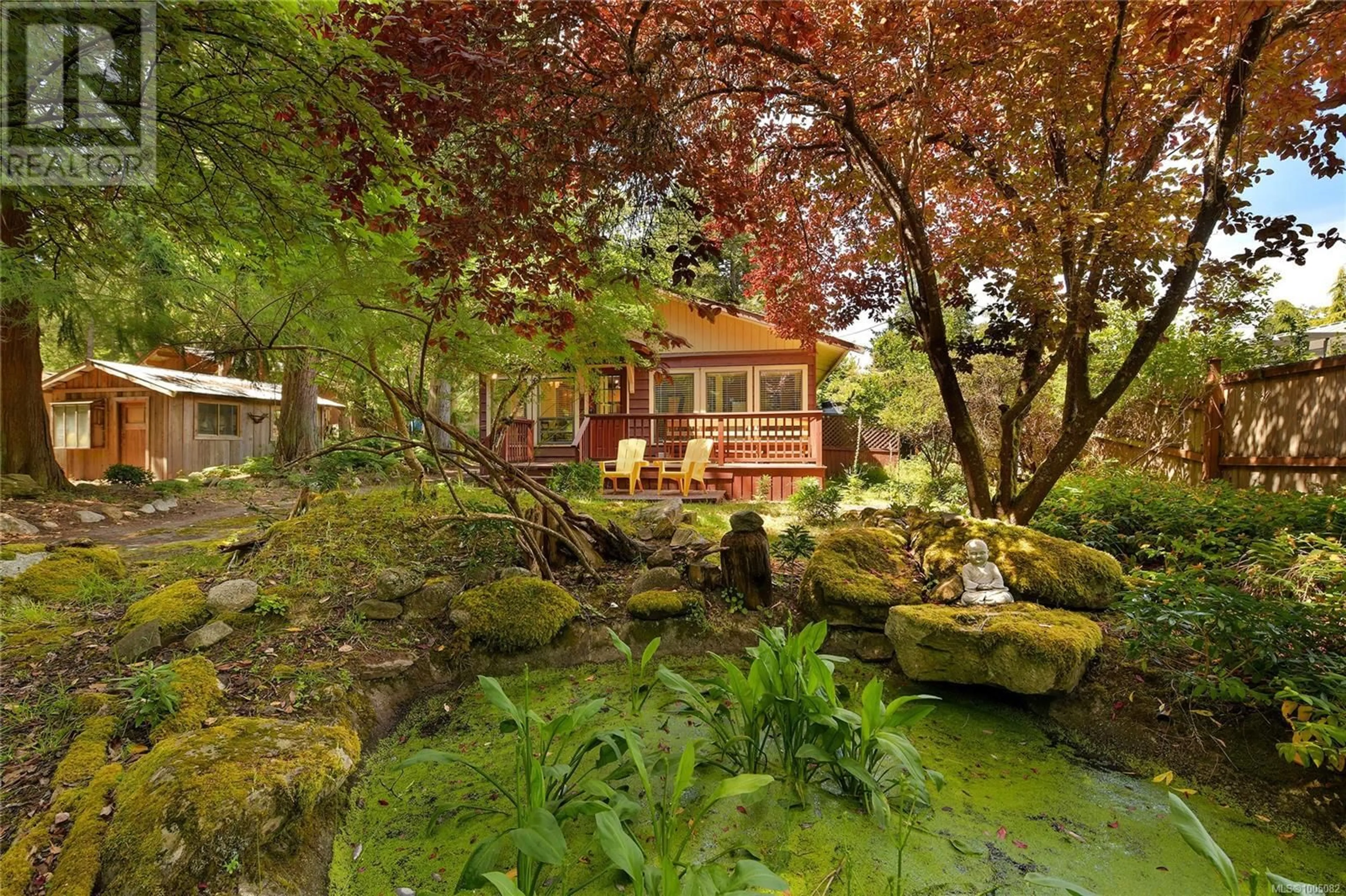 Patio, water/lake/river/ocean view for 513 CEDAR HILL ROAD, Mayne Island British Columbia V0N2J1