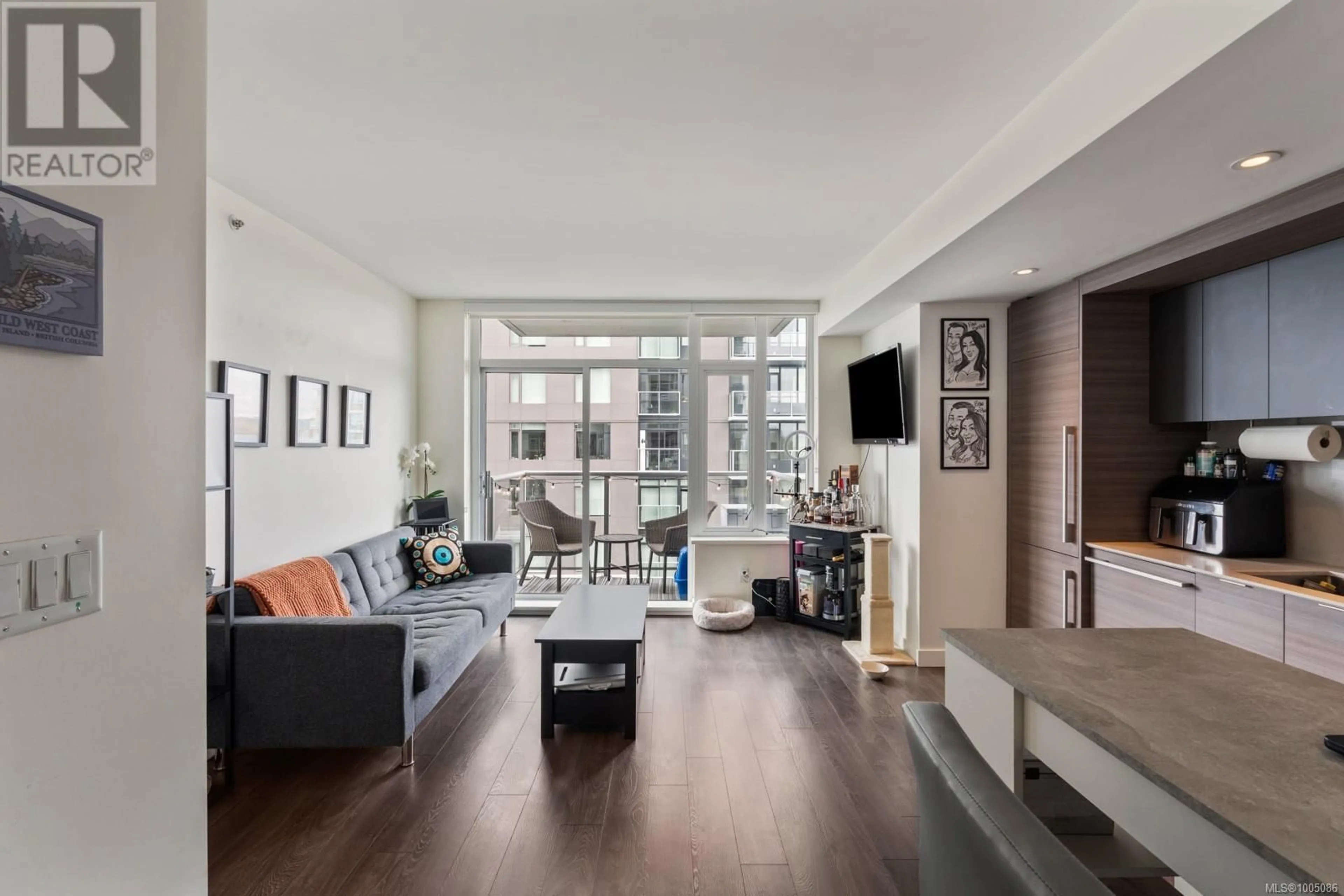 Living room with furniture, unknown for 1105 - 848 YATES STREET, Victoria British Columbia V8V3M8