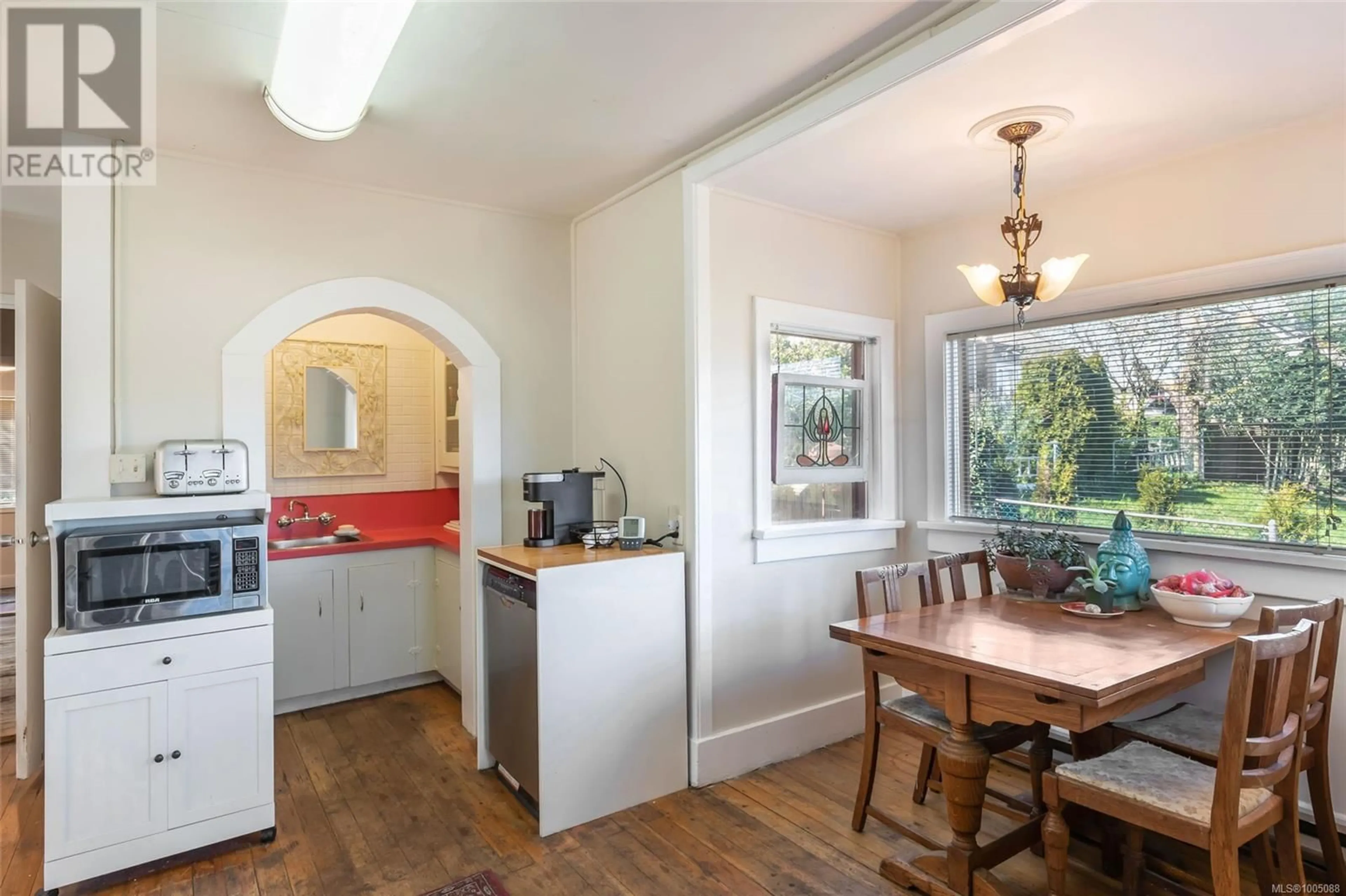 Standard kitchen, unknown for 1025 VANCOUVER AVENUE, Nanaimo British Columbia V9S4H1
