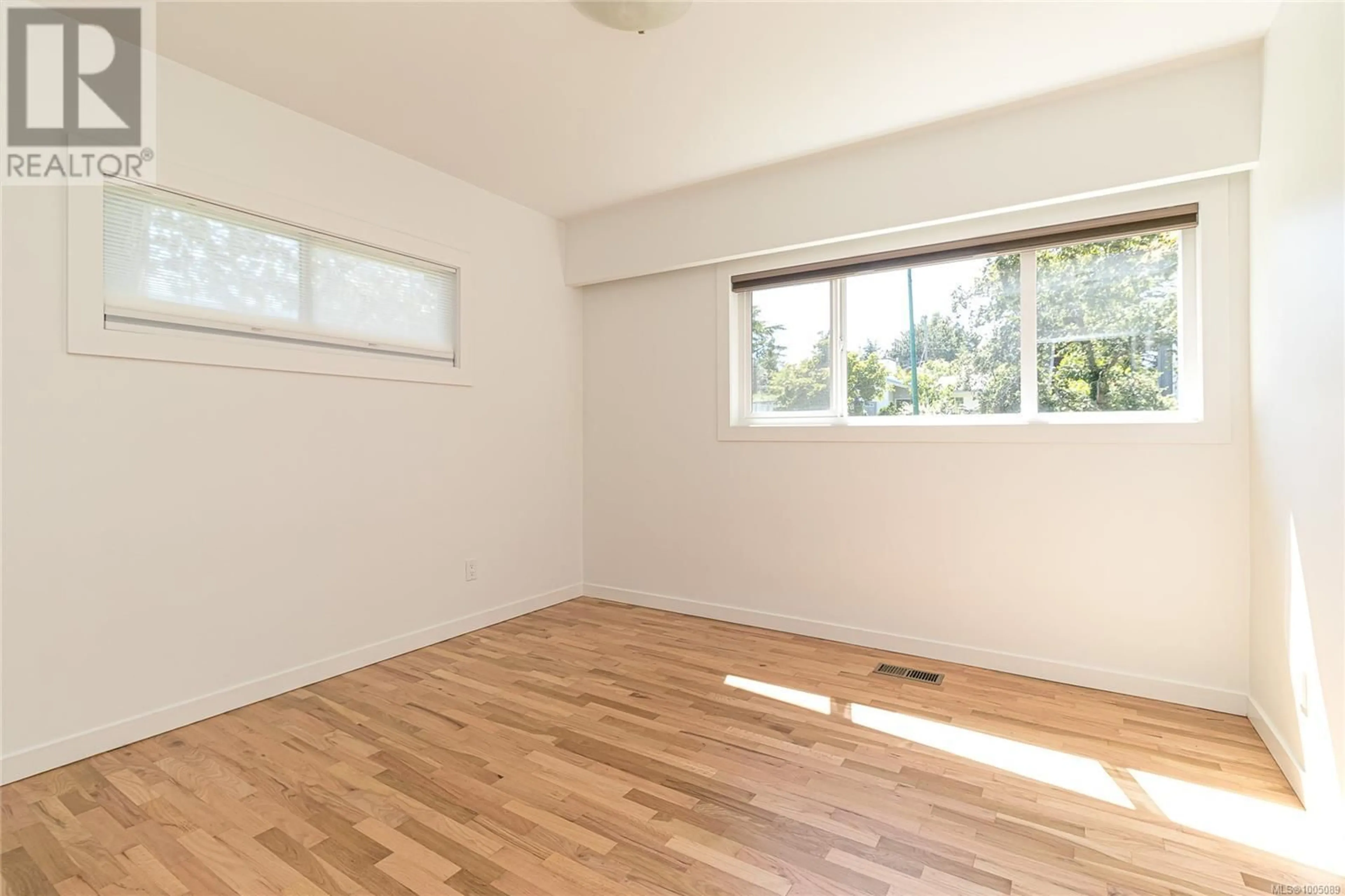 A pic of a room for 3515 CARDIFF PLACE, Oak Bay British Columbia V8P4Z2