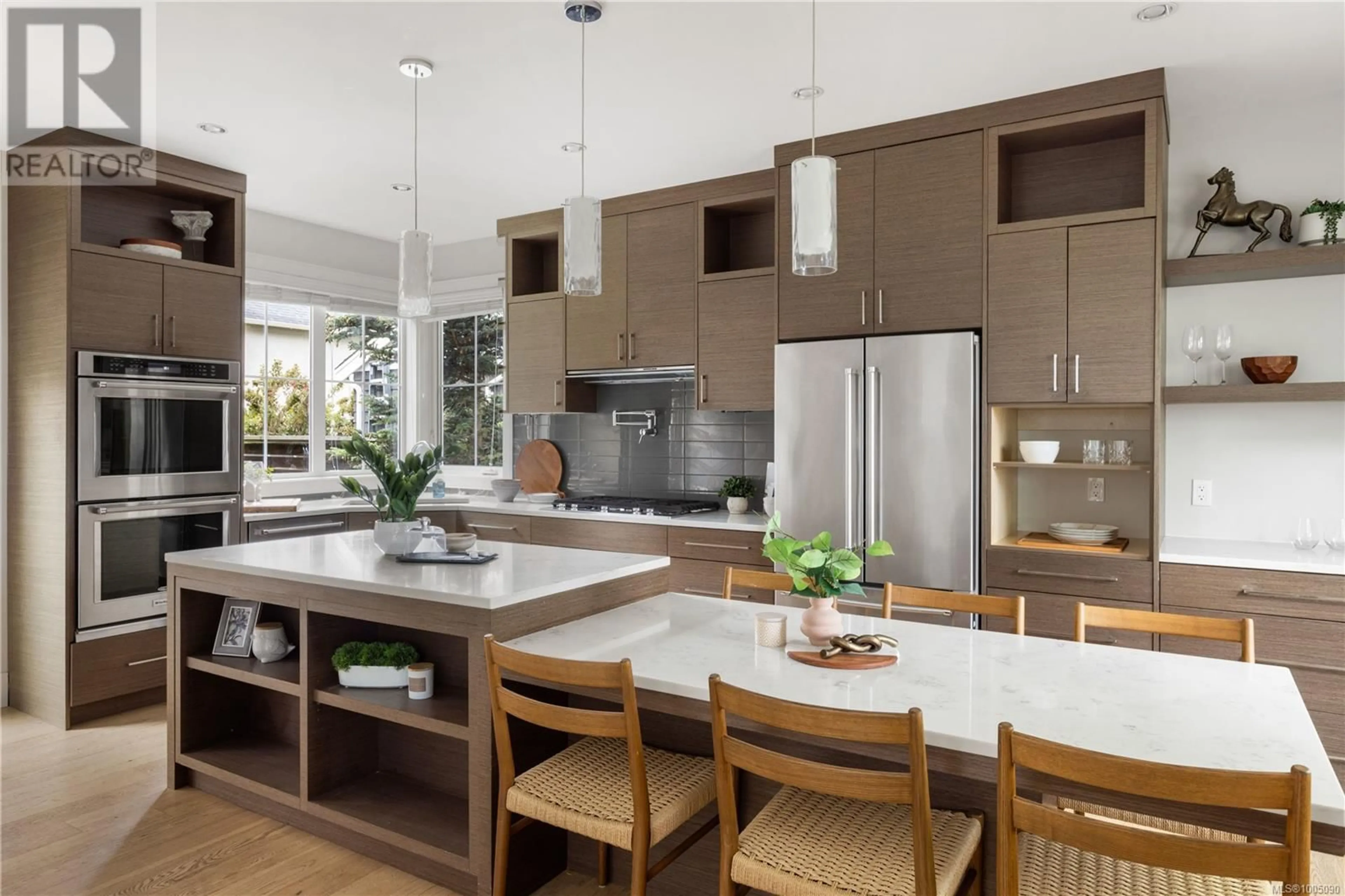 Contemporary kitchen, unknown for 2165 BEAVERBROOKE STREET, Oak Bay British Columbia V8S2W1
