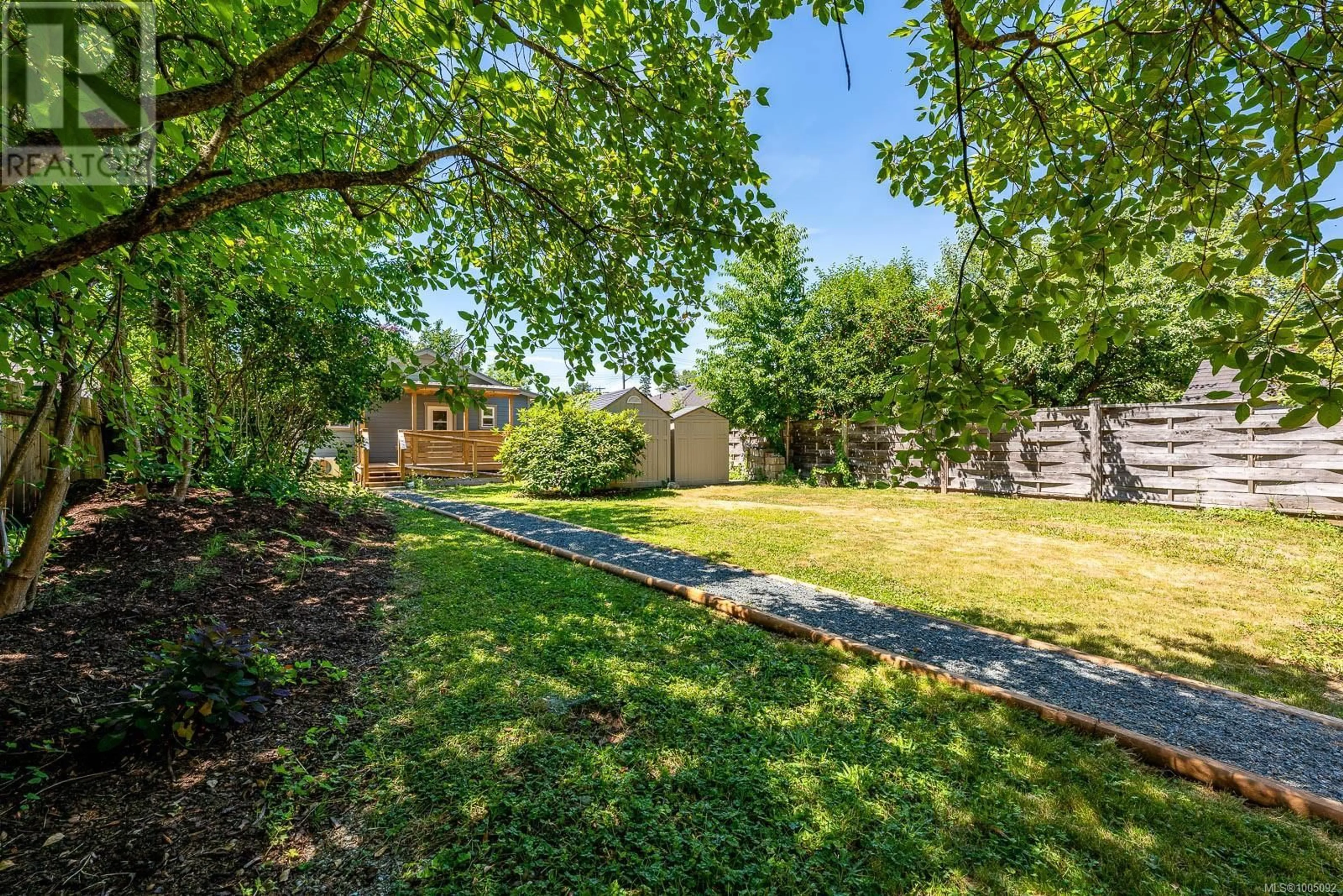 A pic from outside/outdoor area/front of a property/back of a property/a pic from drone, street for 1022 URQUHART AVENUE, Courtenay British Columbia V9N3K5