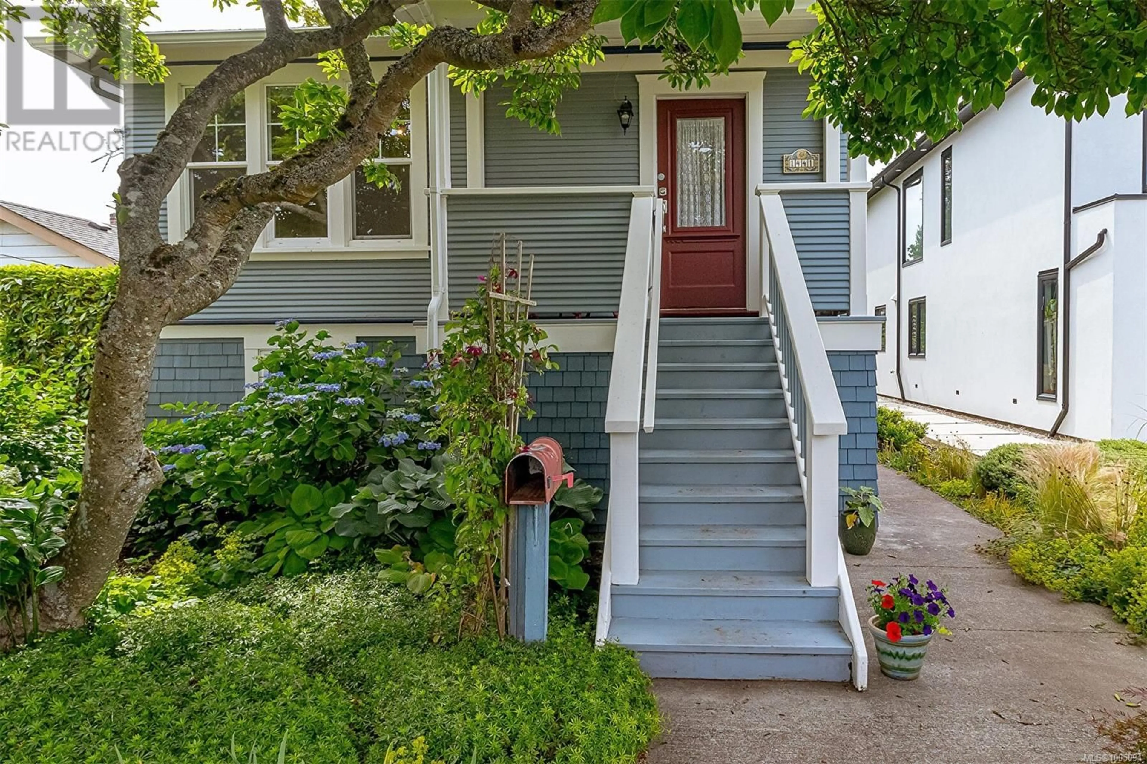 Unknown for 1441 EDGEWARE ROAD, Victoria British Columbia V8T2J4