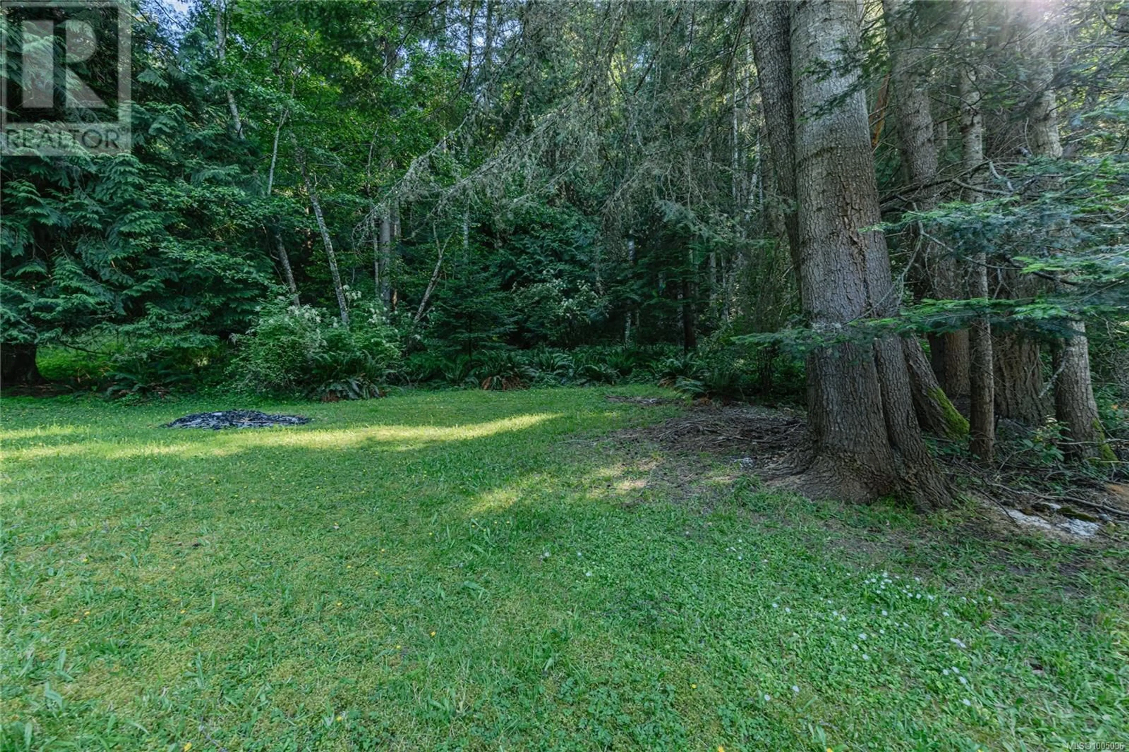 Patio, forest/trees view for 535 RAINBOW ROAD, Salt Spring British Columbia V8K2M6