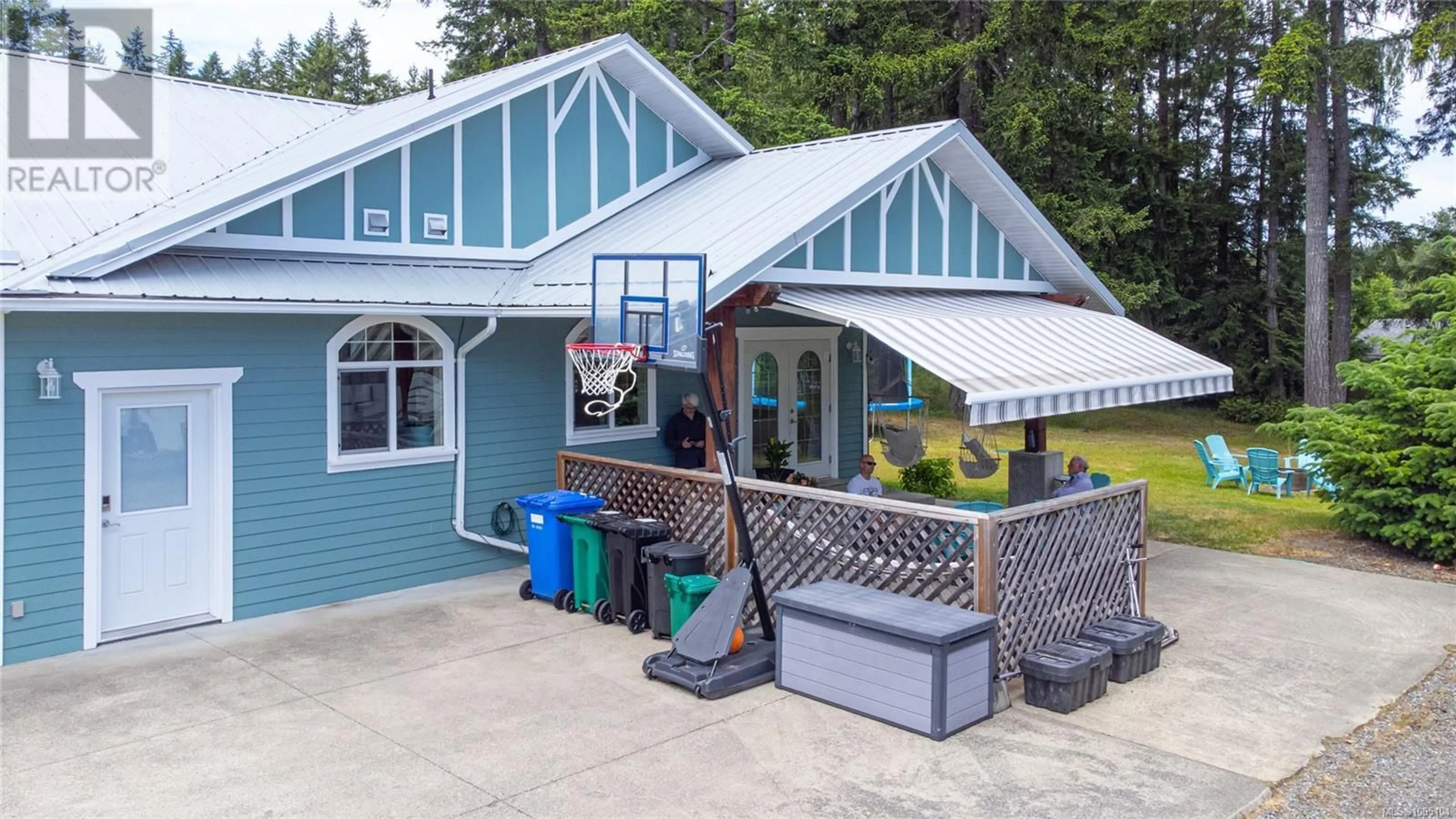 Home with vinyl exterior material, unknown for 1185 HUTCHINSON ROAD, Cobble Hill British Columbia V8H0H5