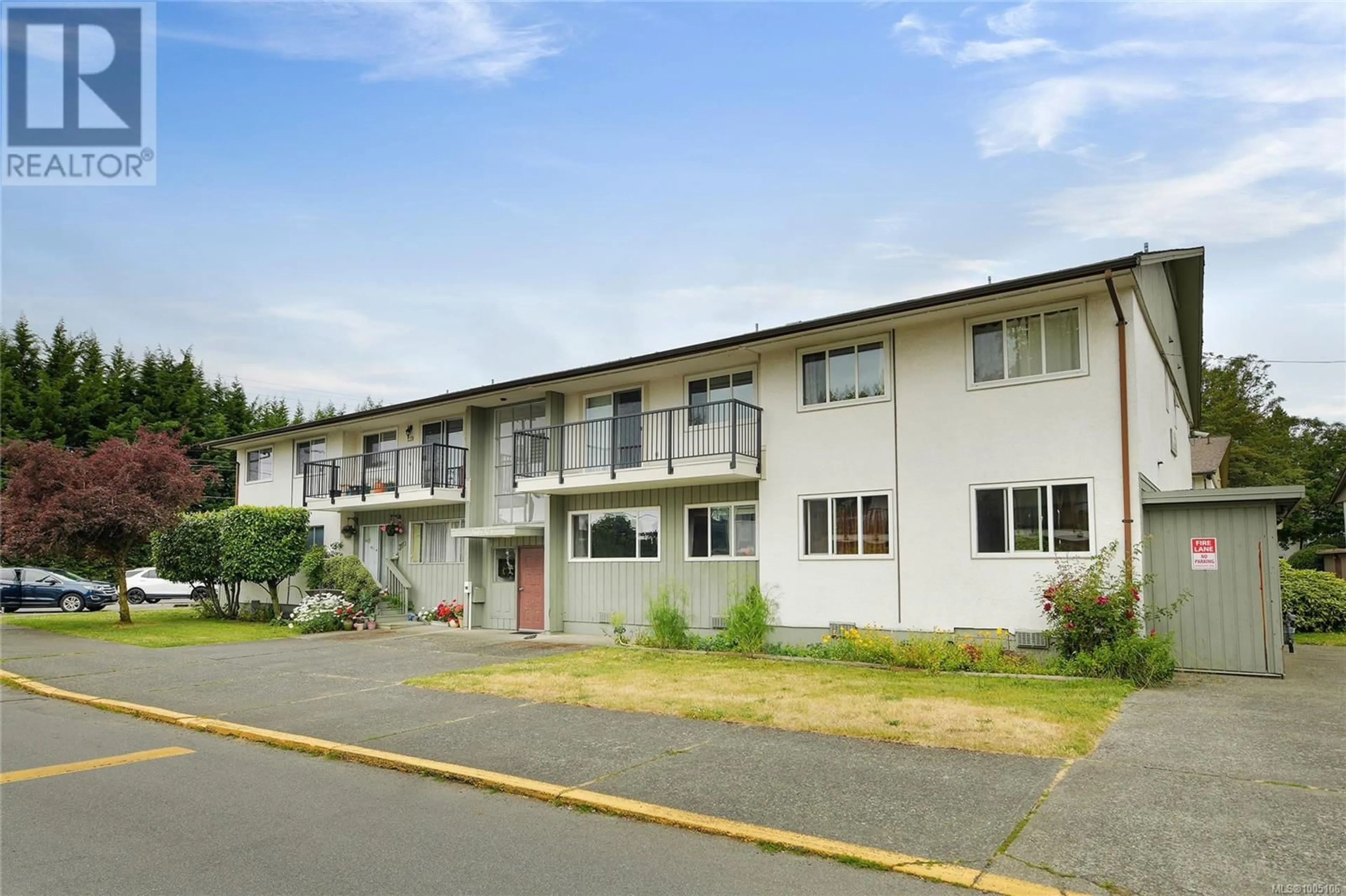Unknown for 364 BURNSIDE ROAD WEST, Saanich British Columbia V8Z1M1