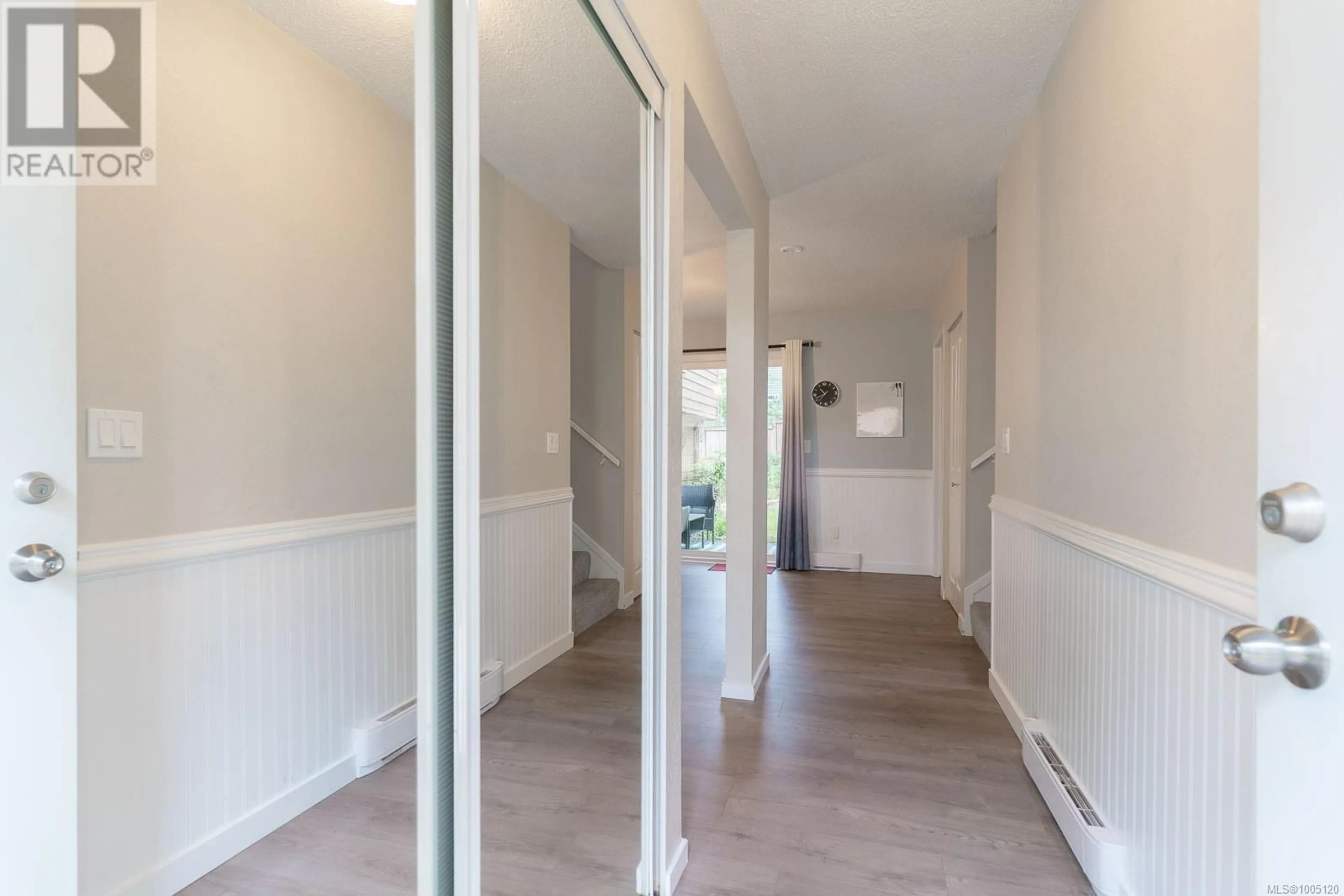 Unknown for 10 - 855 HOWARD AVENUE, Nanaimo British Columbia V9R5V4
