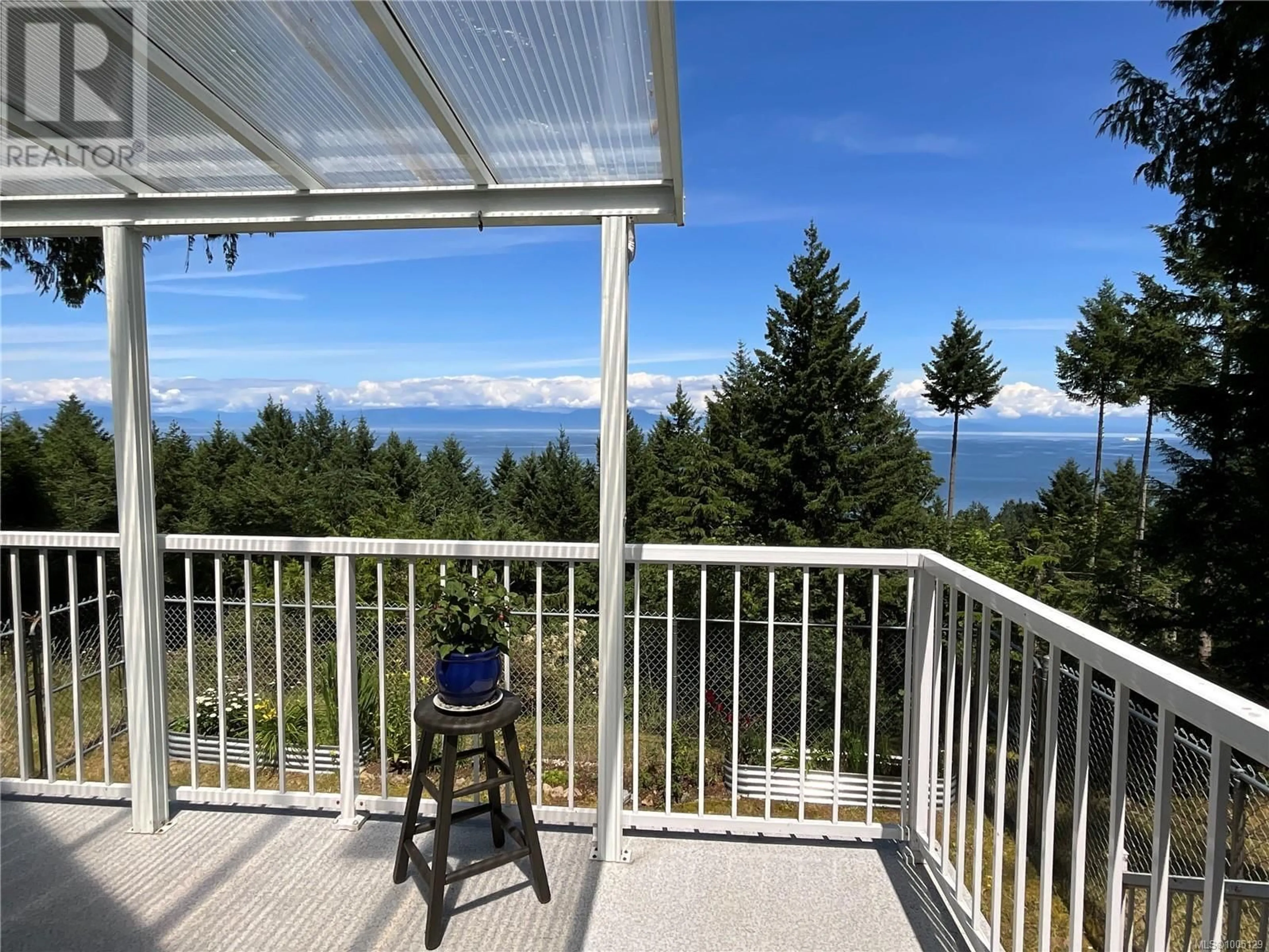 Patio, water/lake/river/ocean view for 1520 WILD CHERRY TERRACE, Gabriola Island British Columbia V0R1X5