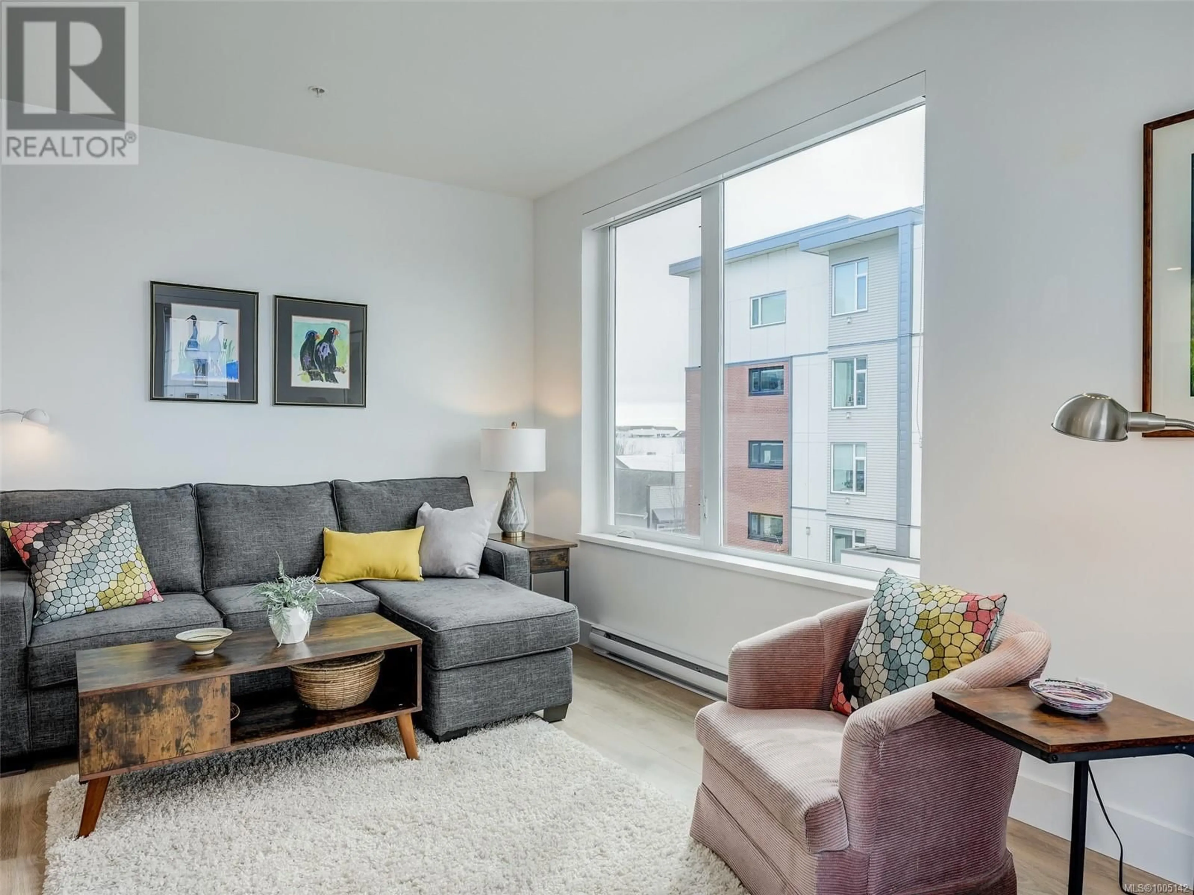 Living room with furniture, unknown for 310 - 2461 SIDNEY AVENUE, Sidney British Columbia V8L1Y8