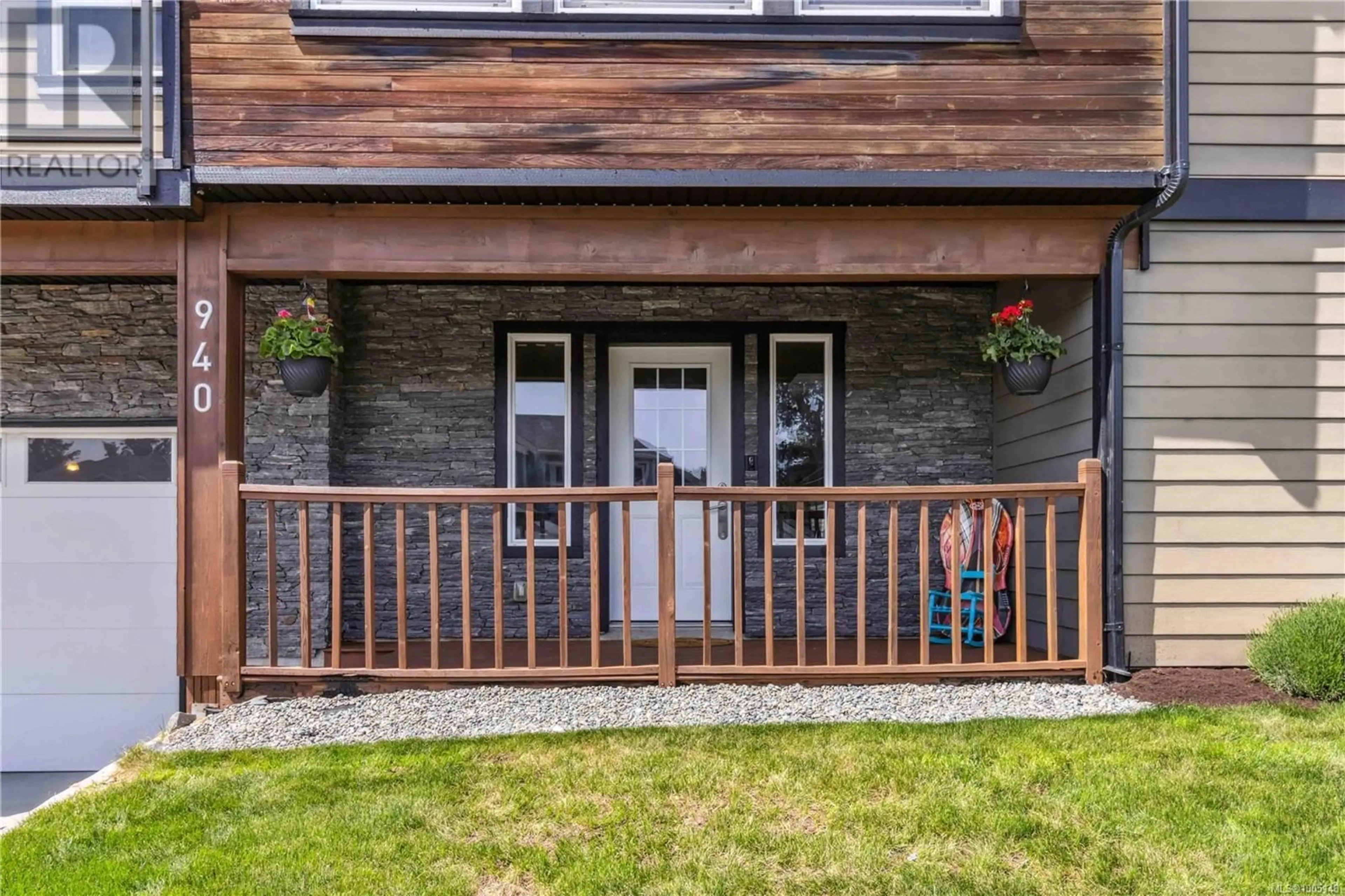Unknown for 940 AQUA COURT, Langford British Columbia V9B0N3